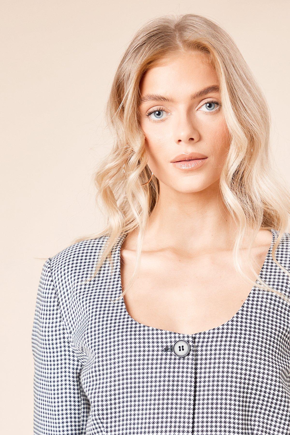 Dorothy Perkins Scoop Neck Blazer Mono image 3