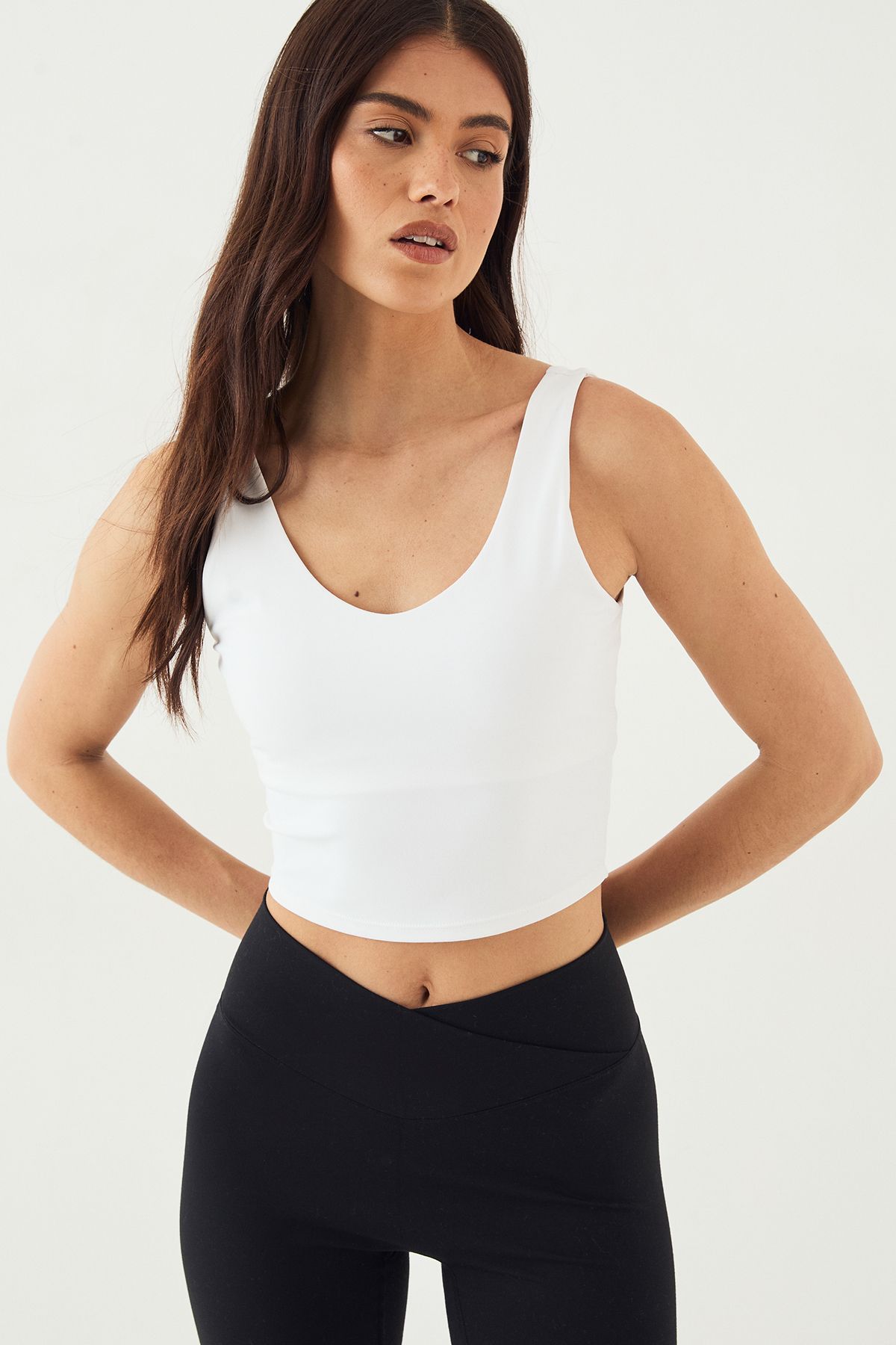 DSGN Studio DSGN Studio Ultra Sculpt Longline Plunge Sports Bra White
