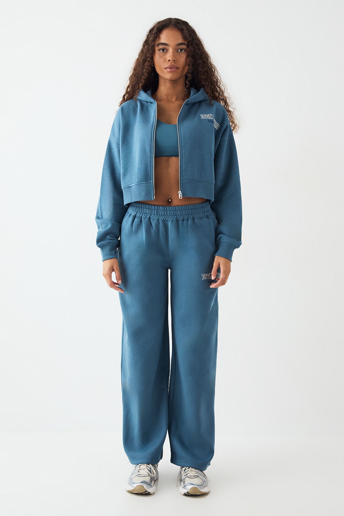 DSGN Studio DSGN Studio Applique Straight Leg Jogger Teal image 5