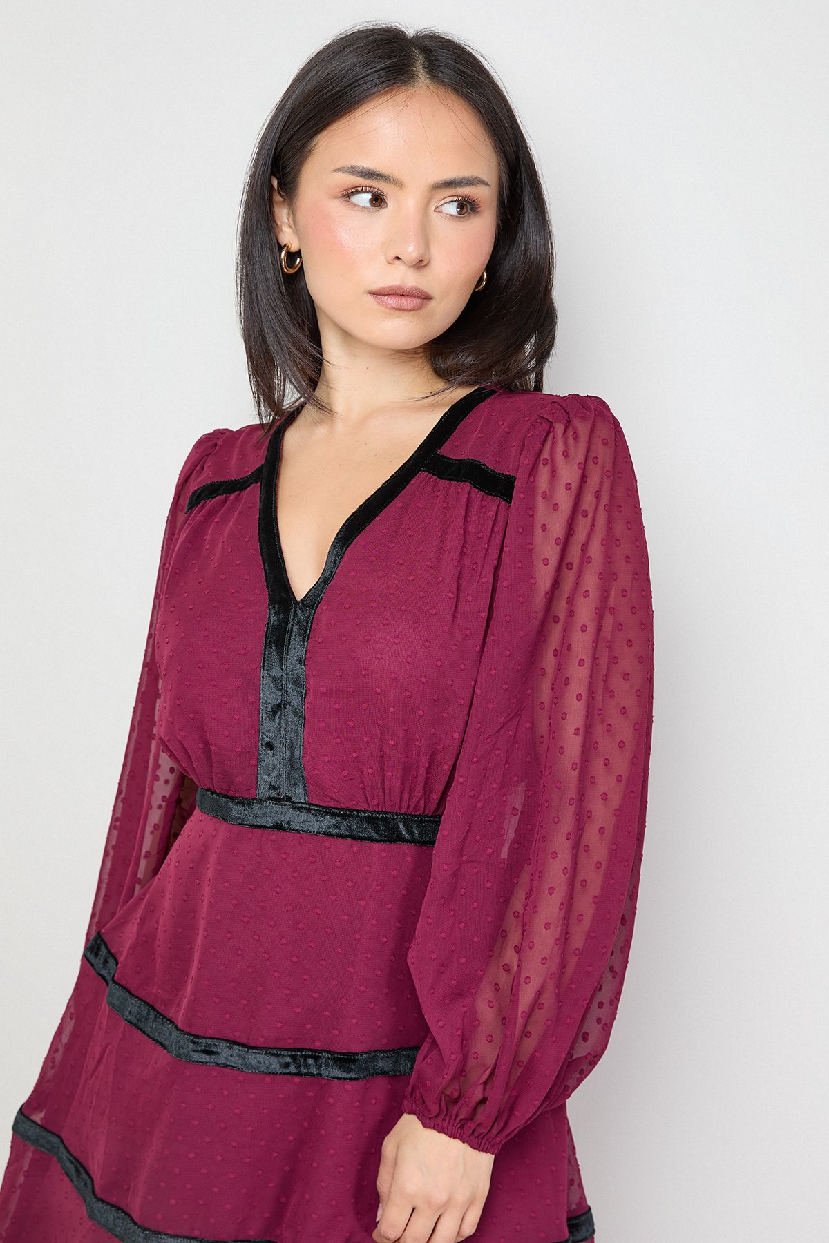 Oasis Petite Contrast Fit And Flare Mini Dress Chocolate image 2