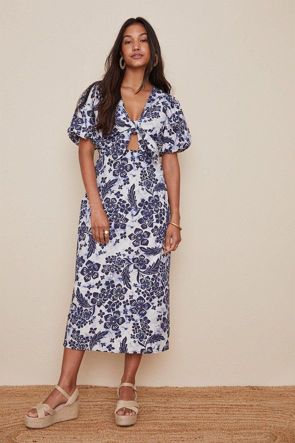 Oasis Petite Tie Front Floral Printed Midi Dress Blue image 2