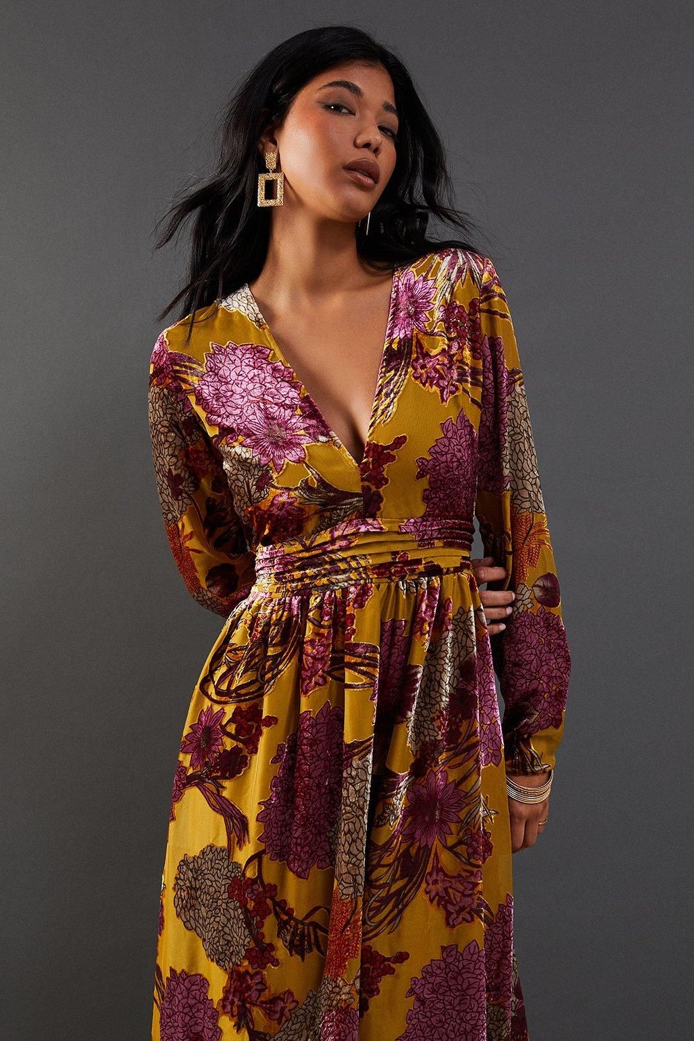 Warehouse Burnout Velvet Plunge Neck Waisted Midi Dress Ochre image 4