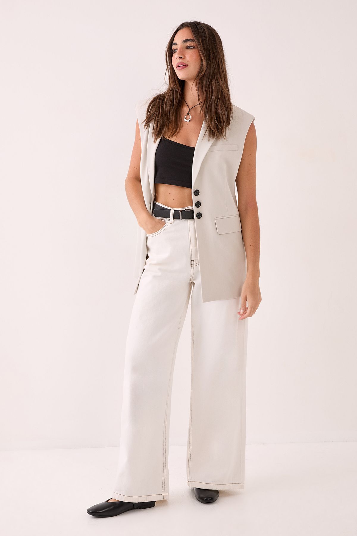 NastyGal Tailored Sleeveless Button Front Blazer Ecru