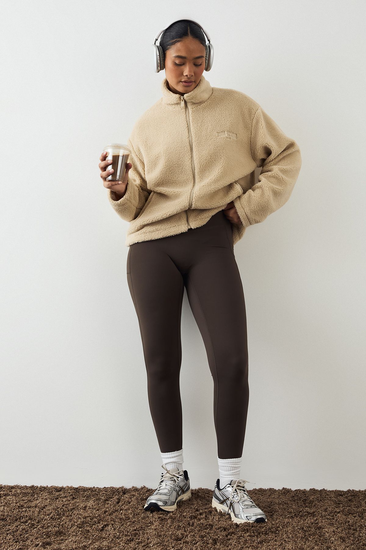 DSGN Studio DSGN Studio Borg Zip Through Funnel Neck Jacket Beige image 3