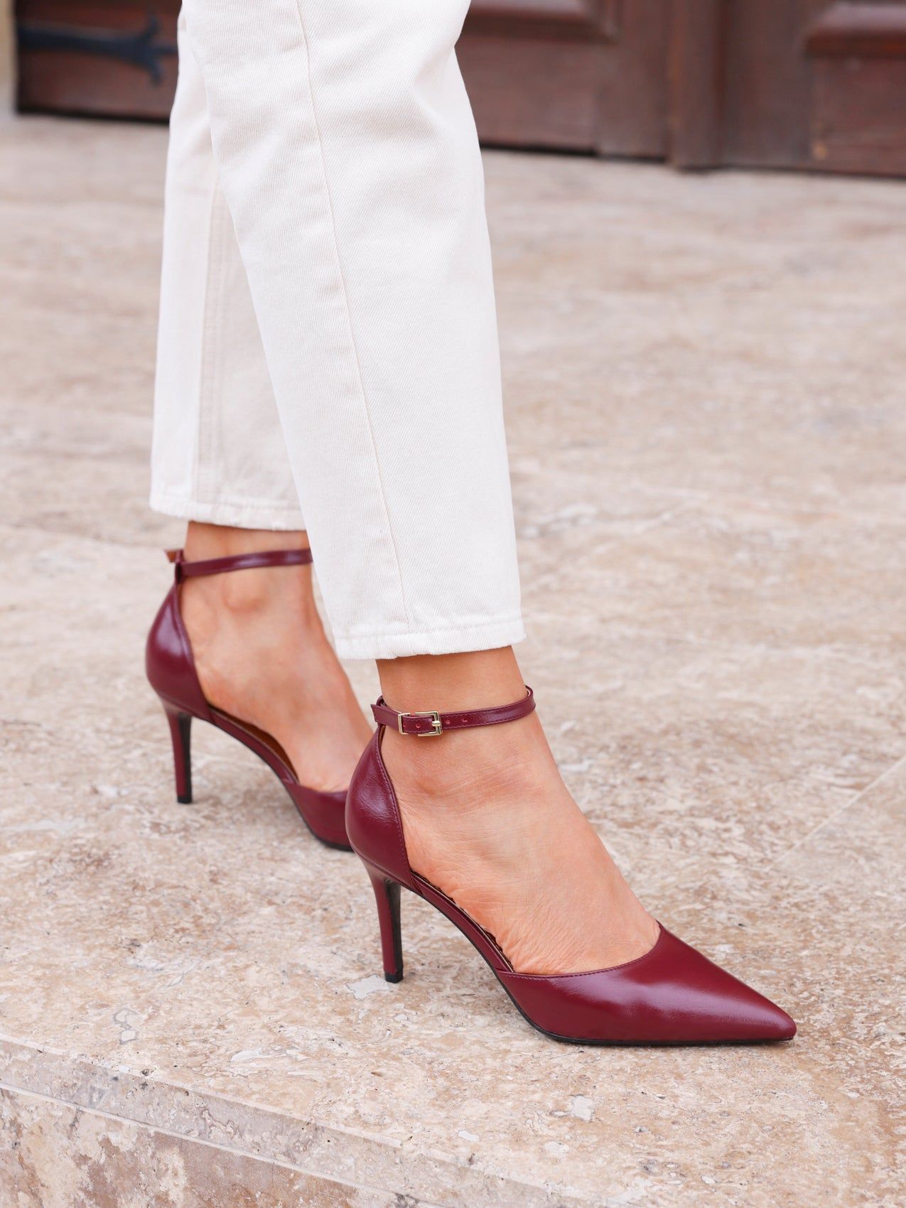 Linzi Thea Burgundy Faux Leather Classic Stiletto Court Heel image 2