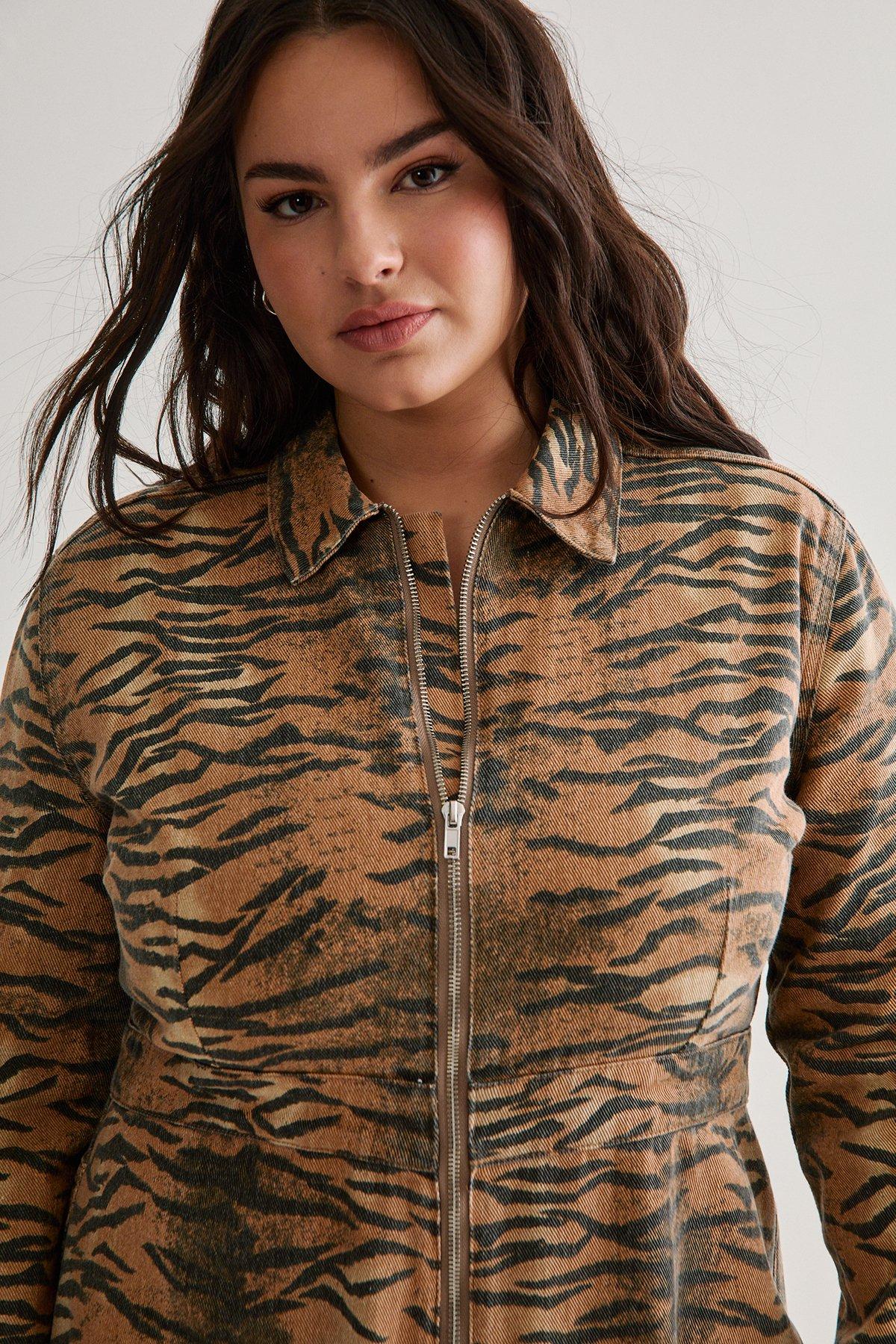 NastyGal Plus Tiger Print Denim Jumpsuit Animal image 2