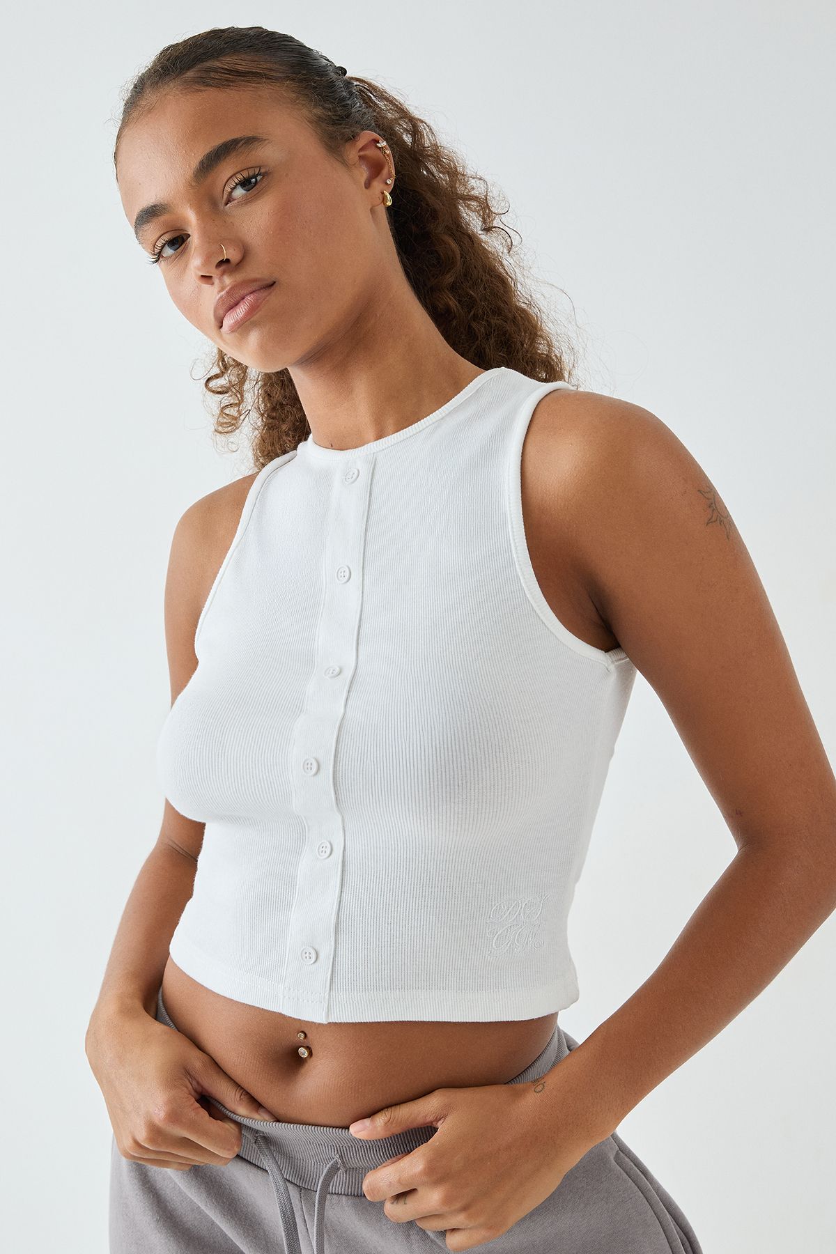 DSGN Studio DSGN Studio Square Script Embroidered Rib Fitted Button Through Sleeveless Top White image 3