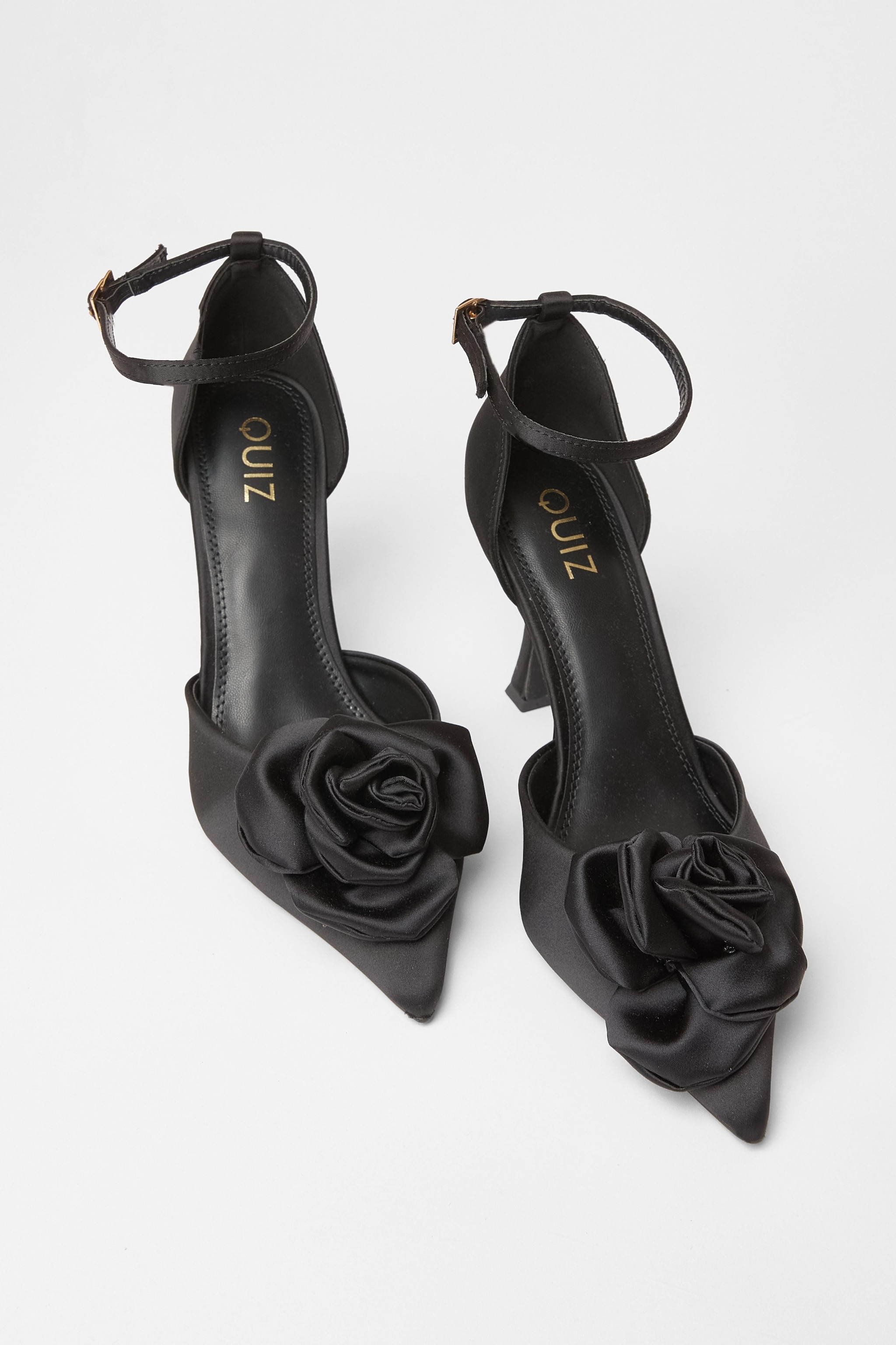Quiz Black Corsage Court Heels image 2