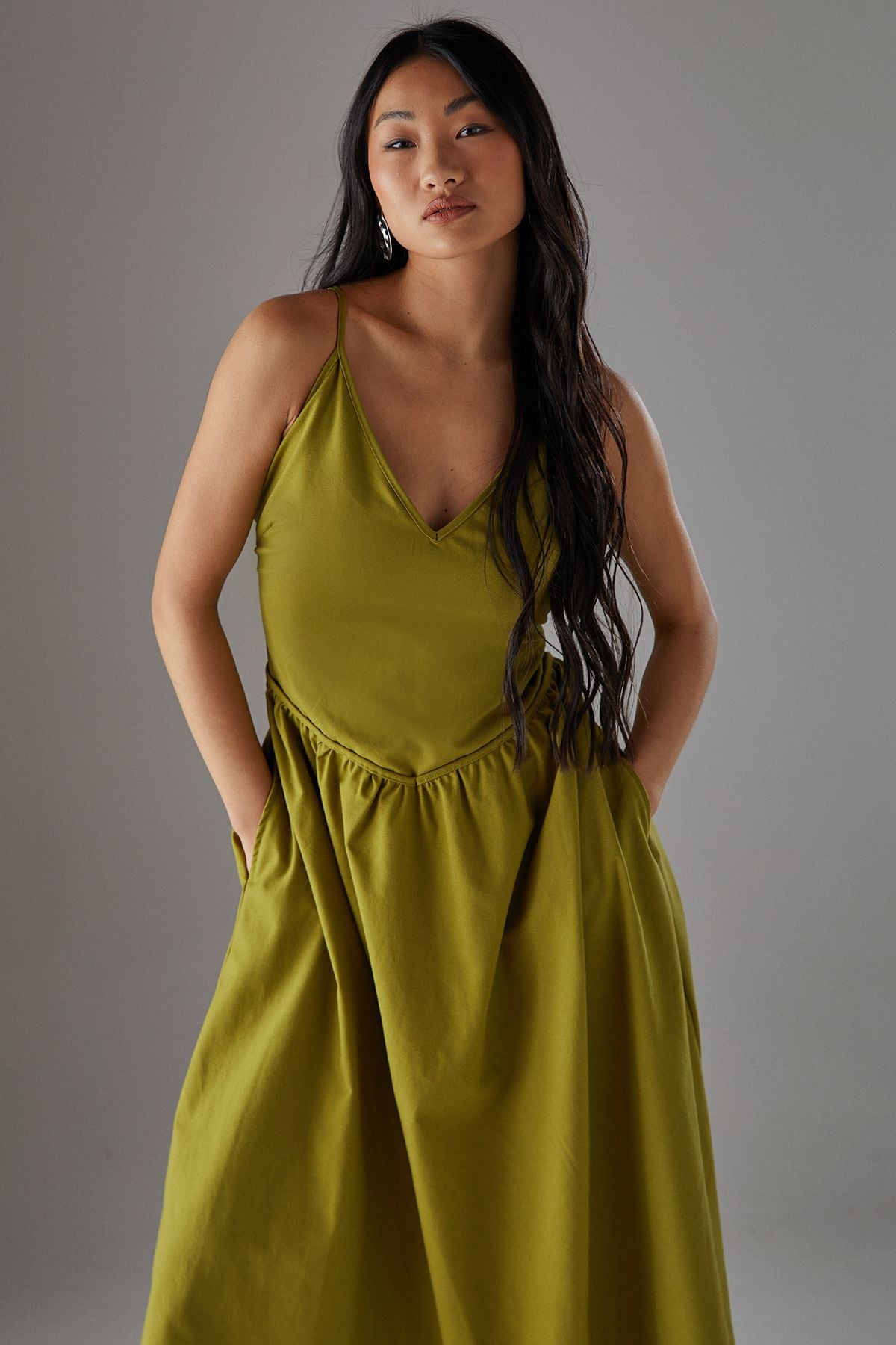 Warehouse Petite Linen Blend Plunge Neck Midi Sundress Olive image 2