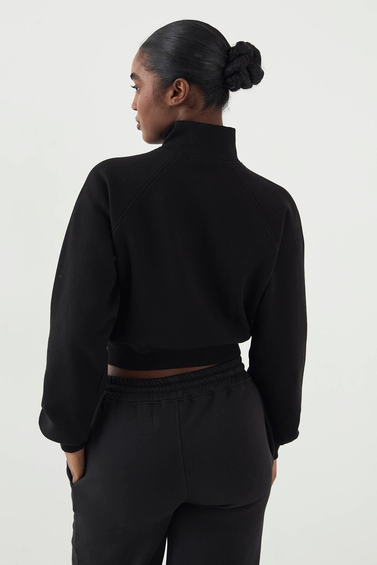 DSGN Studio DSGN Studio Sport Funnel Neck Raglan Bomver Sweatshirt Black image 2