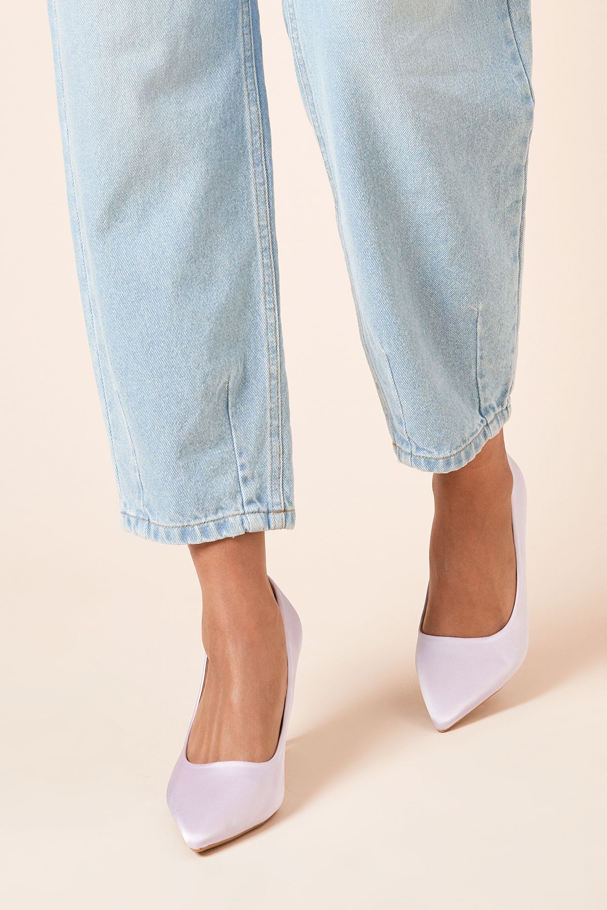 Dorothy Perkins Wide Fit Dash Satin Pointed High Stiletto Heel Court Shoes Lilac image 3