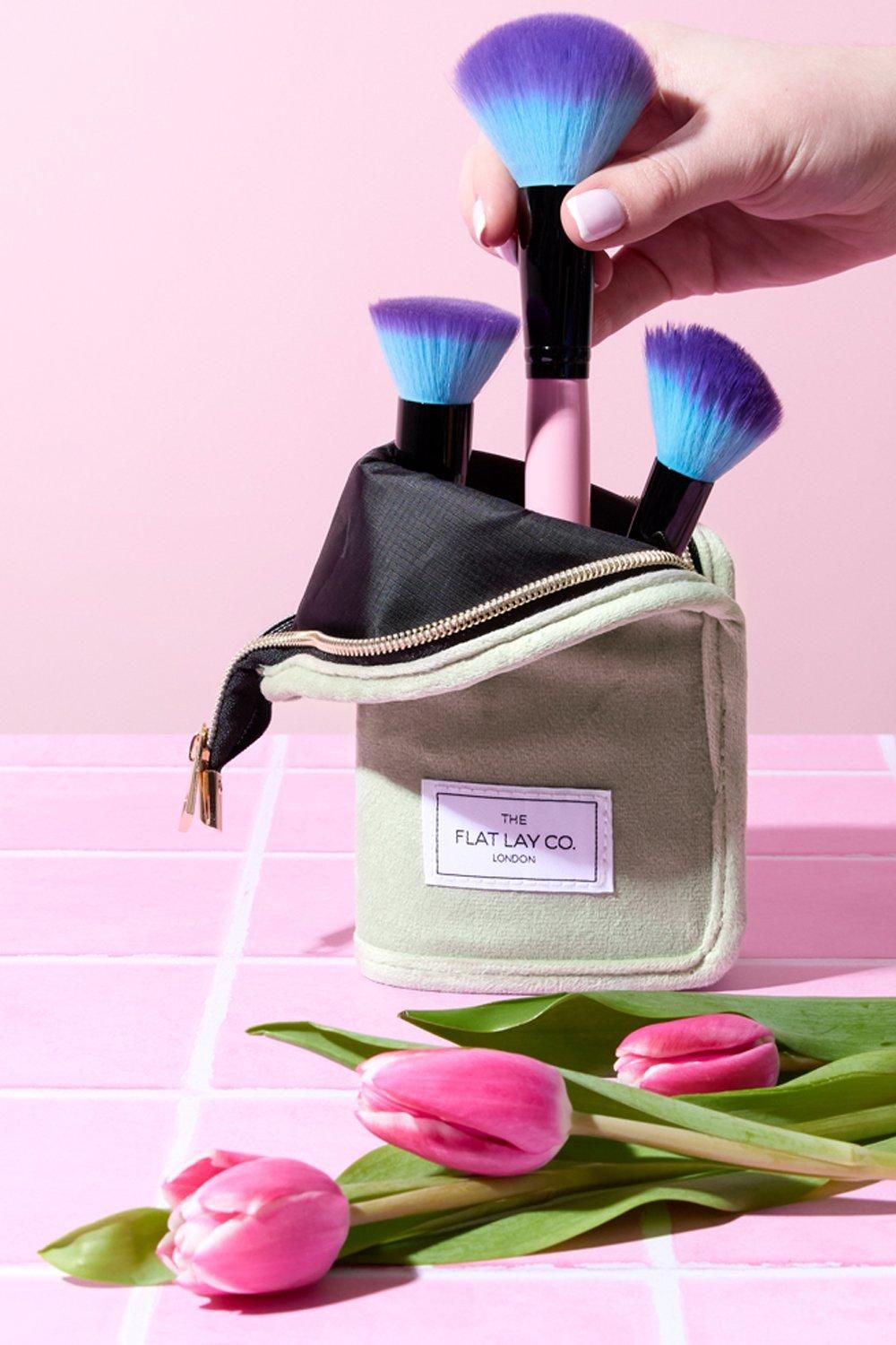 The Flat Lay Co Sage Velvet Brush Case Sage image 6