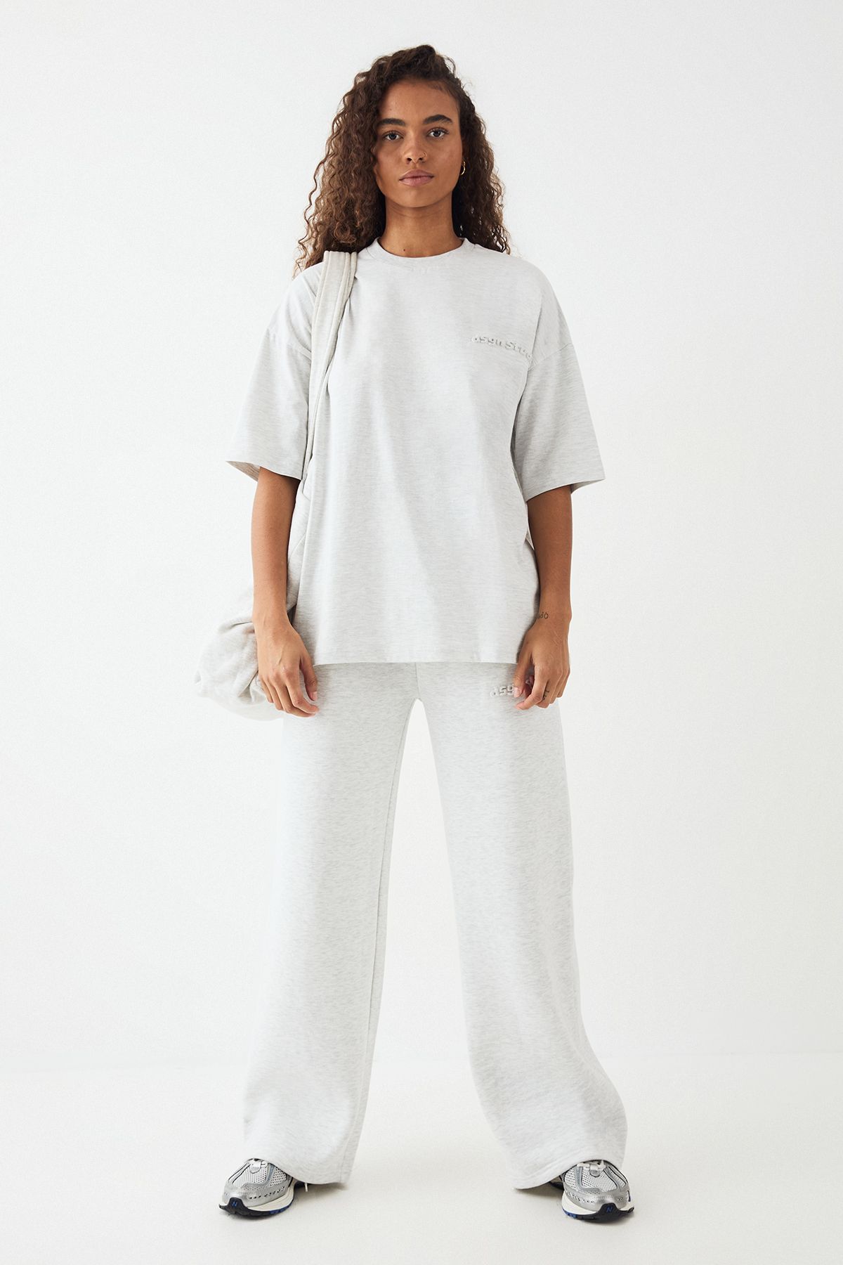 DSGN Studio DSGN Studio Embossed Straight Leg Jogger Ash Grey image 5