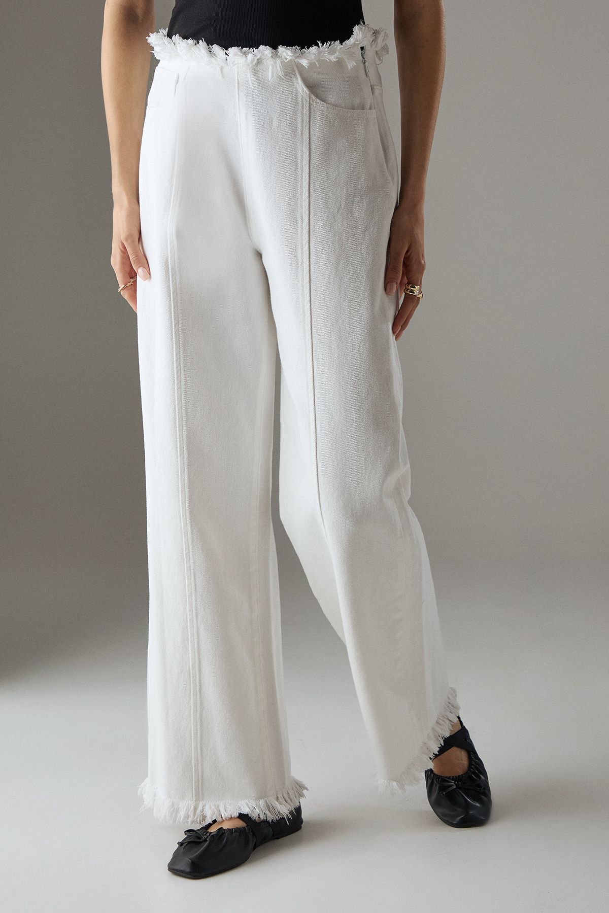 Warehouse Fray Detail Wide Leg Jeans With Seam Detailing Ecru image 3