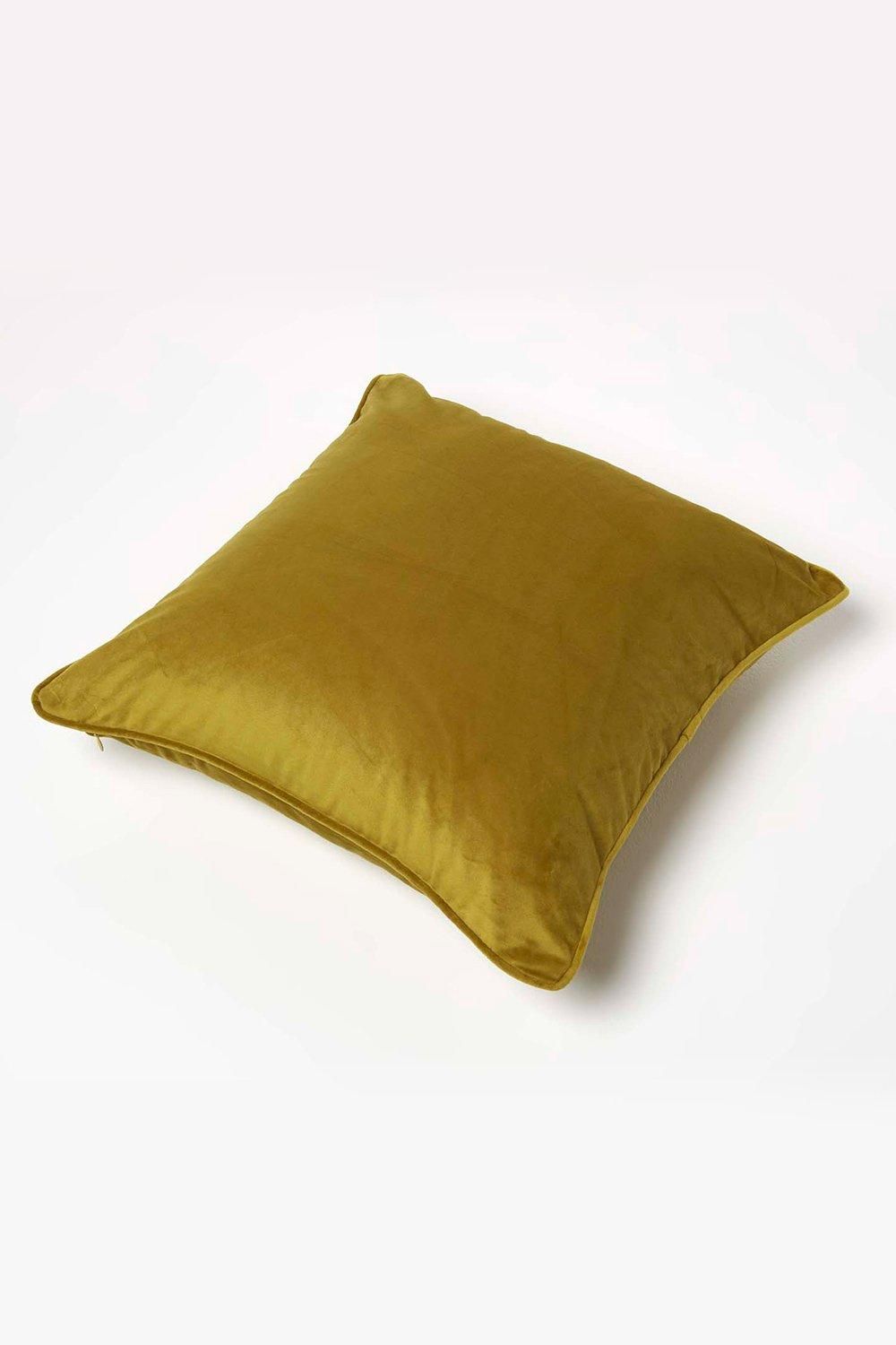 Homescapes Filled Velvet Cushion with Piped Edge 46 x 46 cm image 5