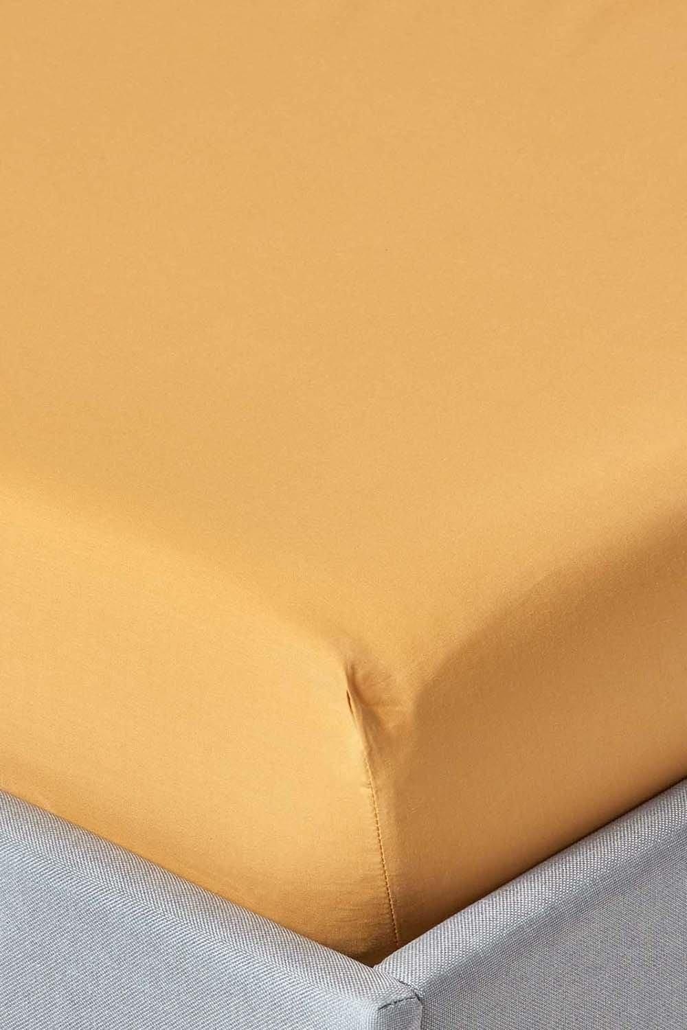 Homescapes Egyptian Cotton Deep Fitted Sheet 18 inch 200 Thread Count image 1