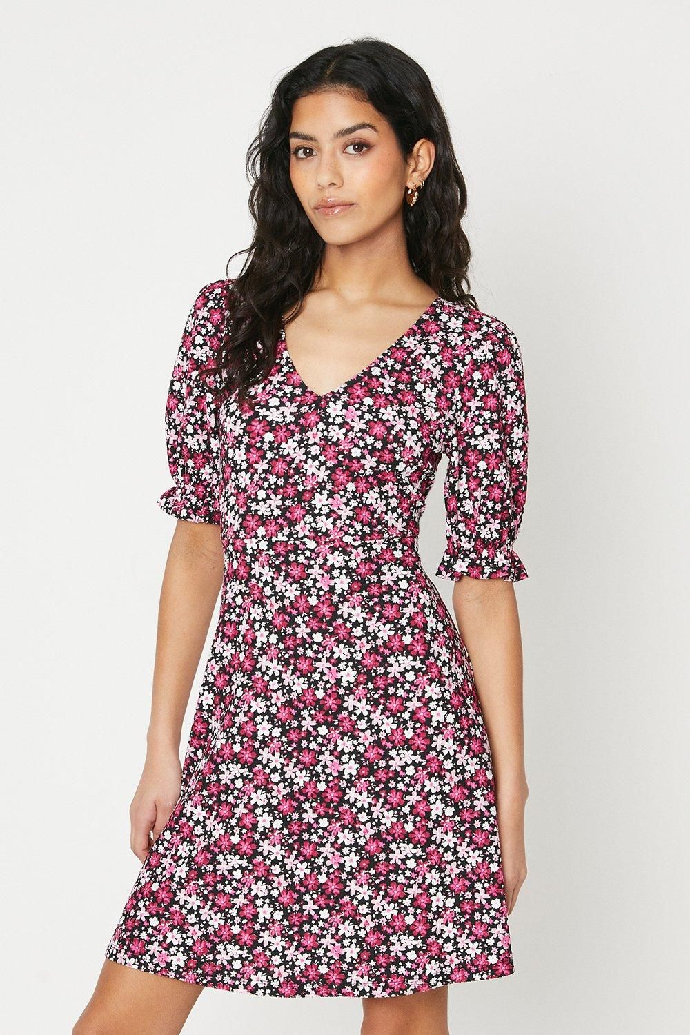 Dorothy Perkins Petite Pink Ditsy Short Sleeve Jersey Mini Dress Pink image 1