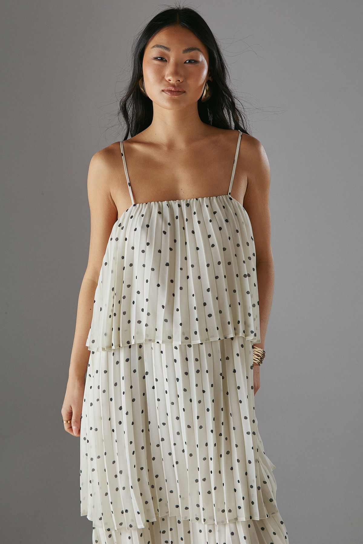 Warehouse Petite Chiffon Pleated Tier Strappy Midi Dress Mono image 2