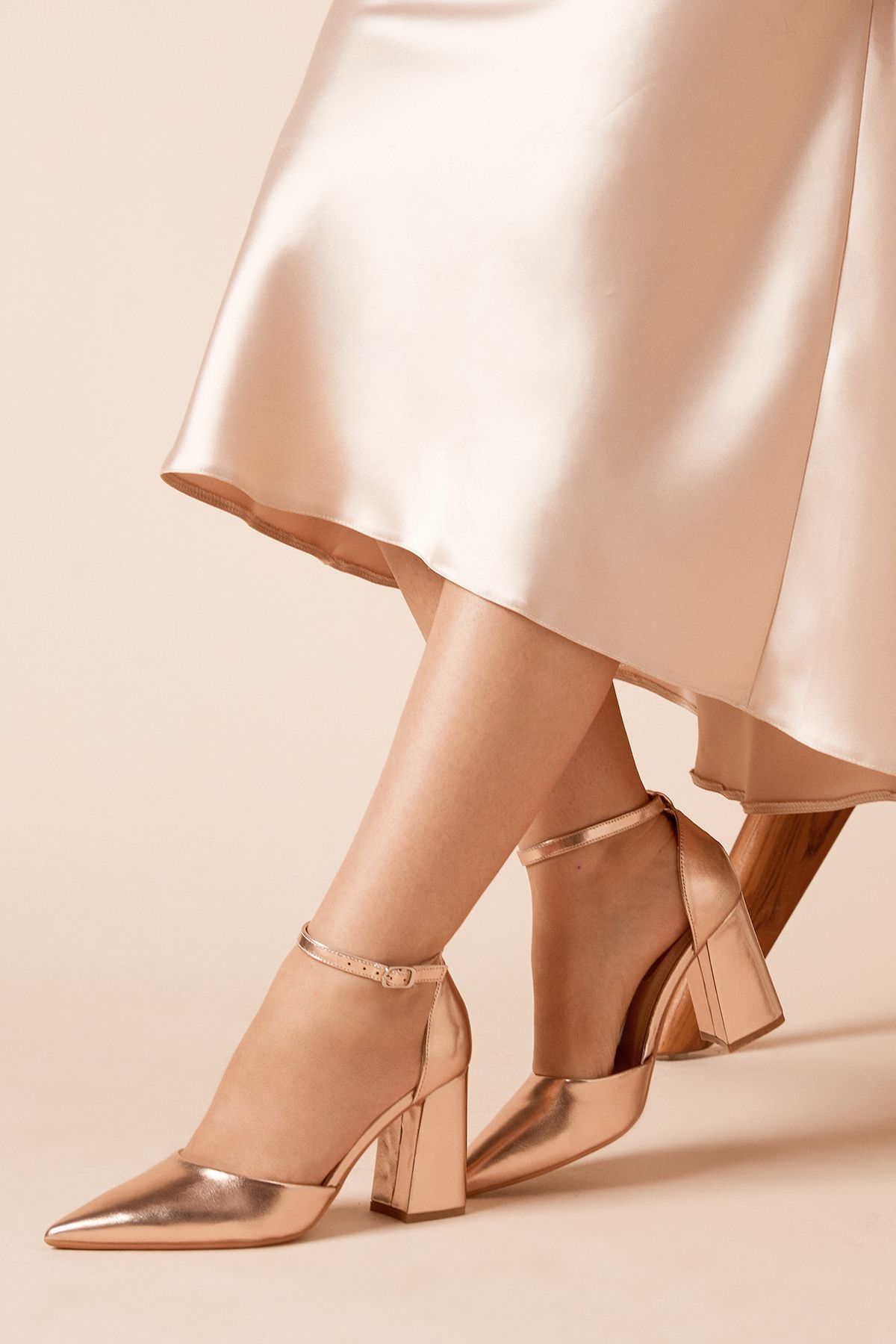 Dorothy Perkins Blanche Ankle Strap Pointed High Block Heel Court Shoes Rose Gold image 1