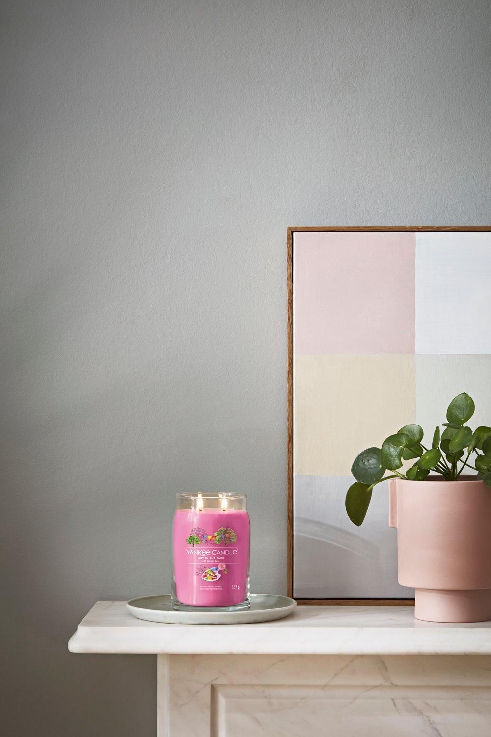 Yankee Candle Signature Large Jar Art In The Park Pink image 6