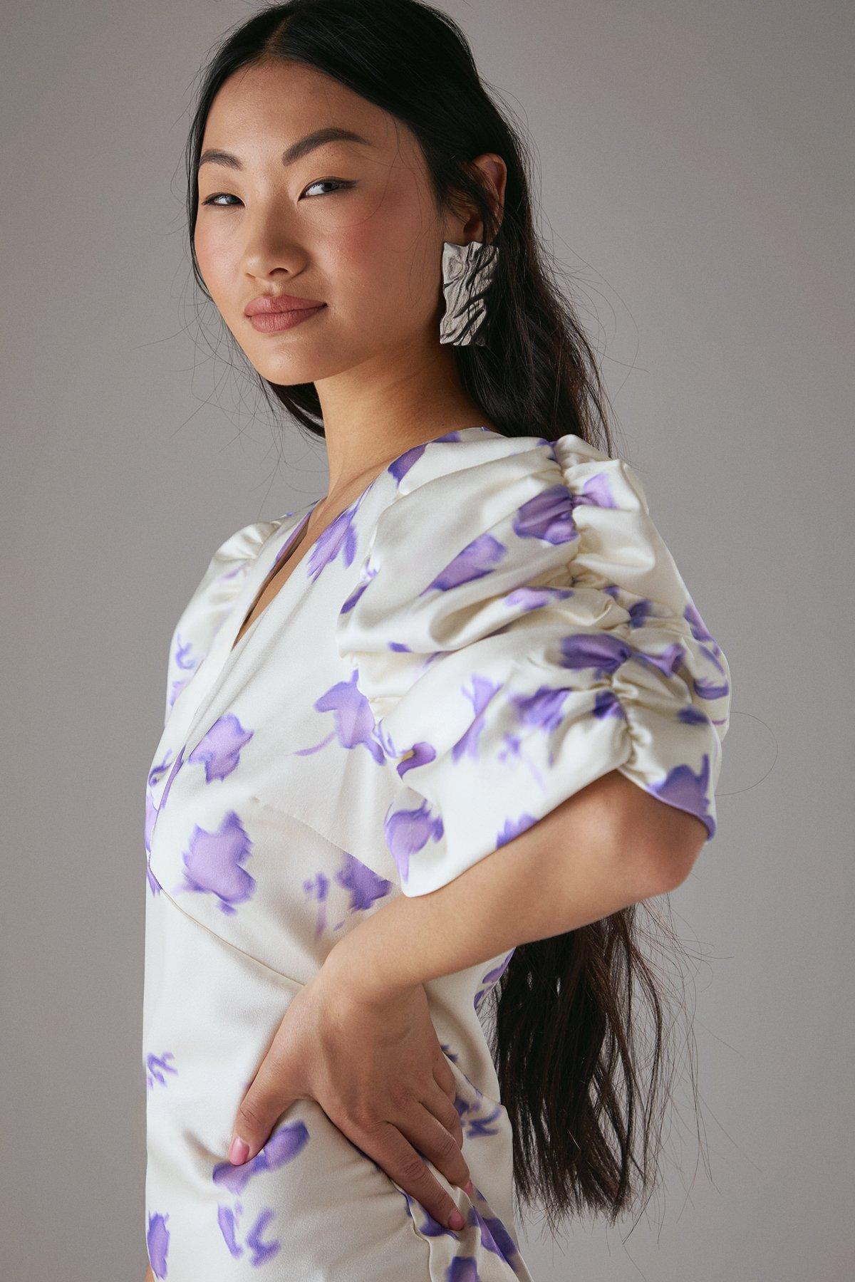 Warehouse Lilac Petite Satin Pleat Volume Sleeve Plunge Bias Midi