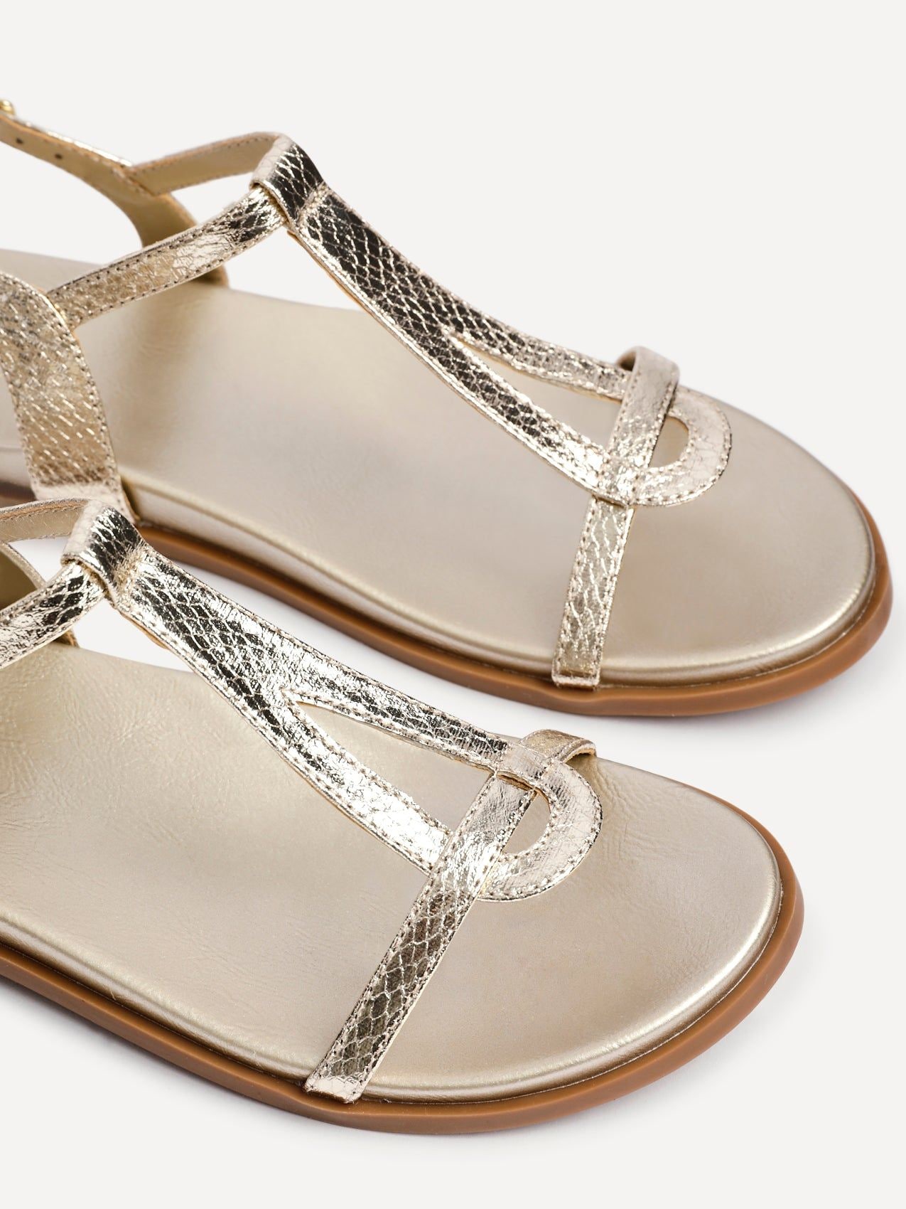 Linzi Saylor Gold Faux Leather Textured T-Bar Sandals image 4