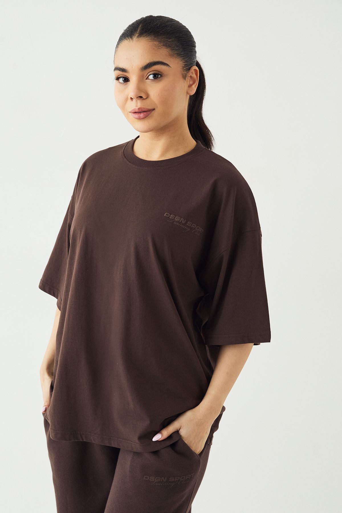 DSGN Studio DSGN Studio Sport Training Club Oversized T-shirt Coffee Bean image 1