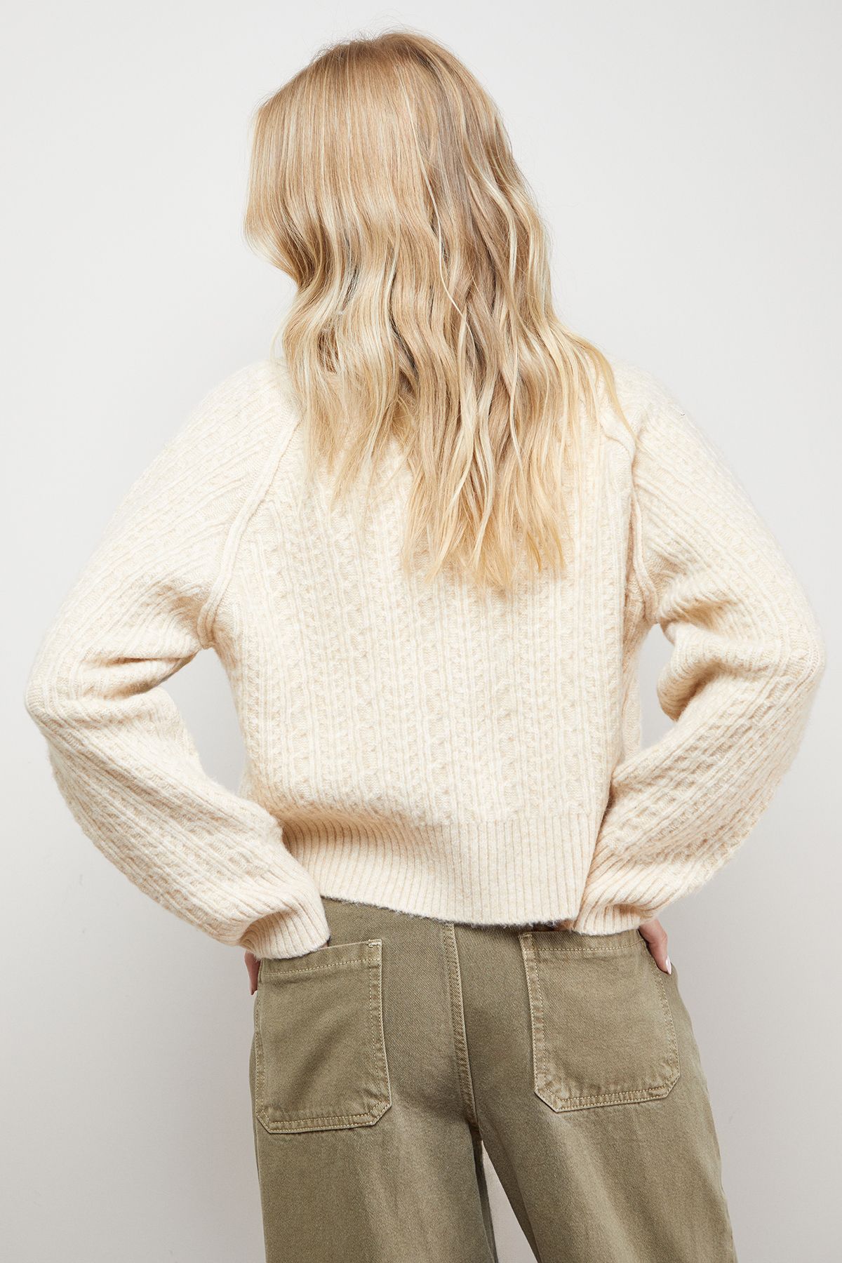 Oasis Stitchy V Neck Cardigan Ecru image 3