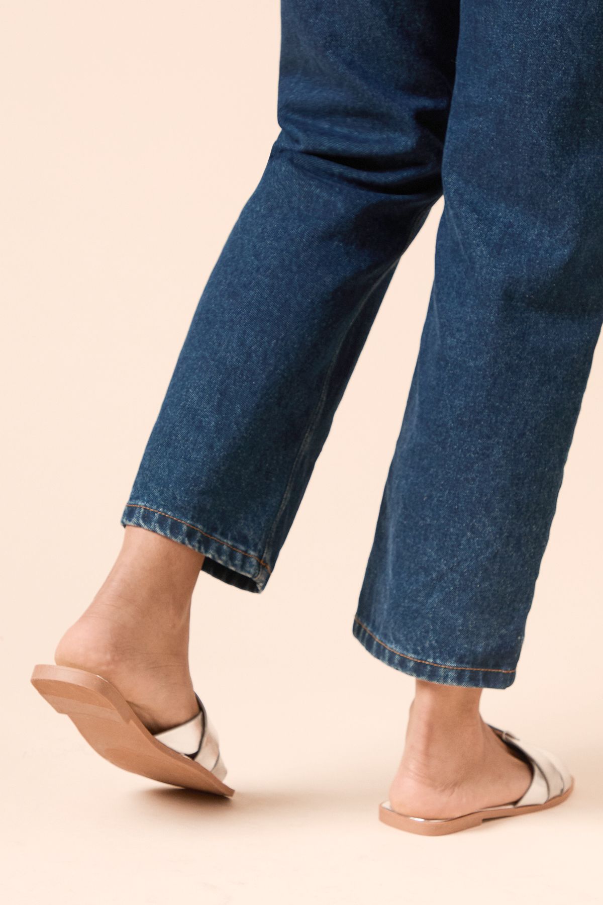 Dorothy Perkins Felicity Faux Metallic Leather Sliders Silver image 4