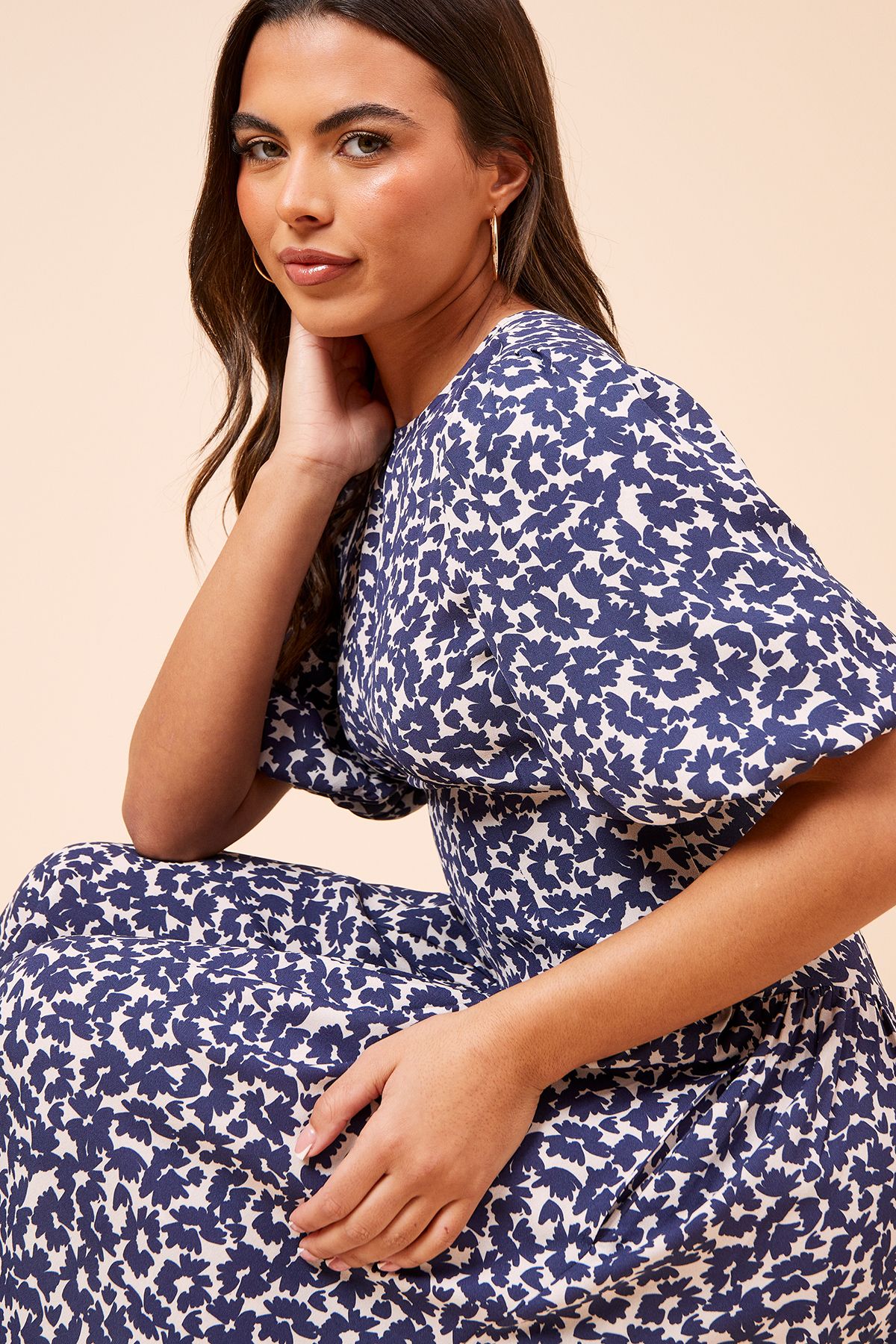 Dorothy Perkins Seamed Bodice Bagged Out Sleeve Midi Dress Navy image 4