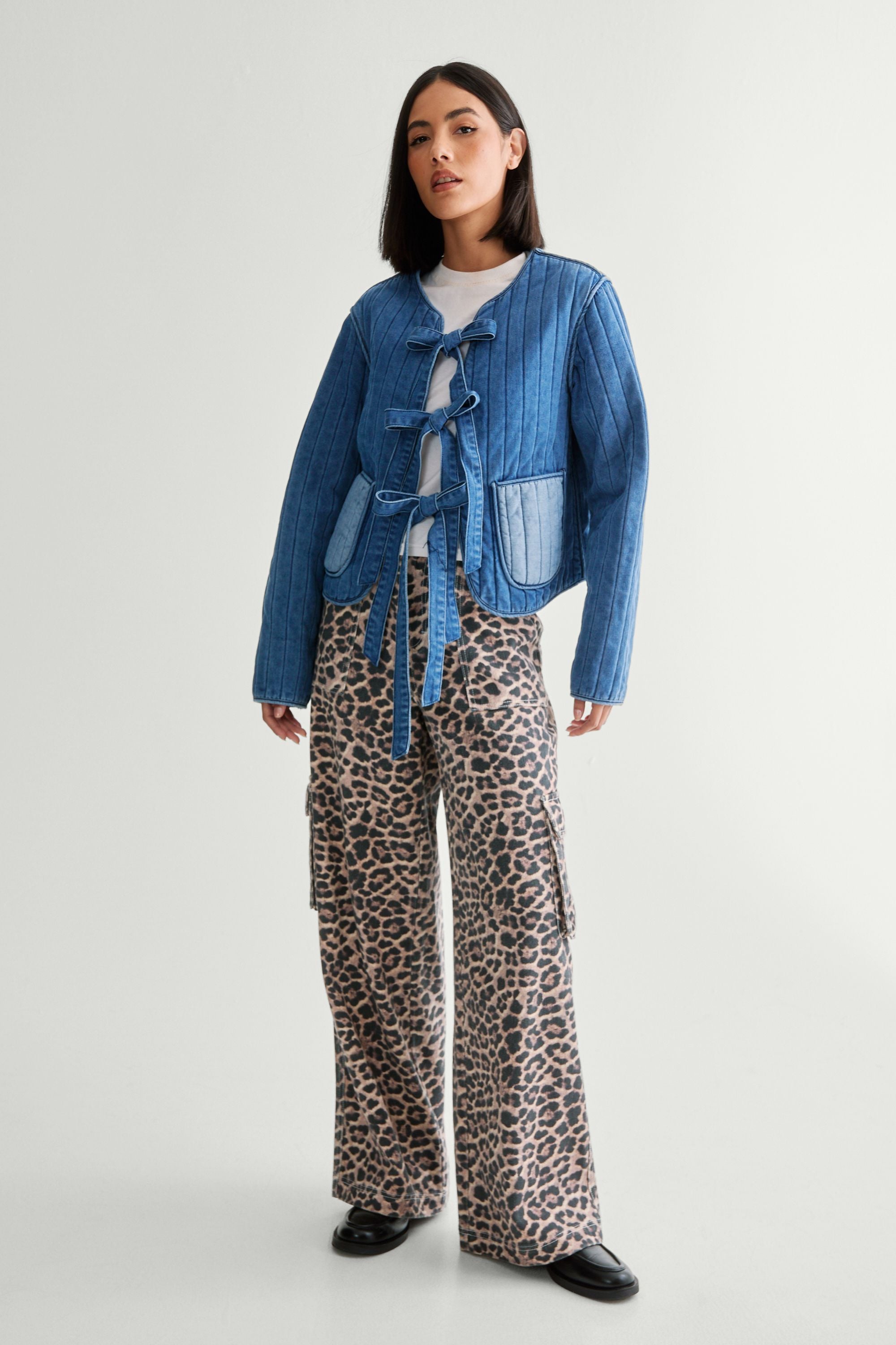 NastyGal Long Sleeve Reversible Tie Front Denim Jacket Authentic Midwash image 3