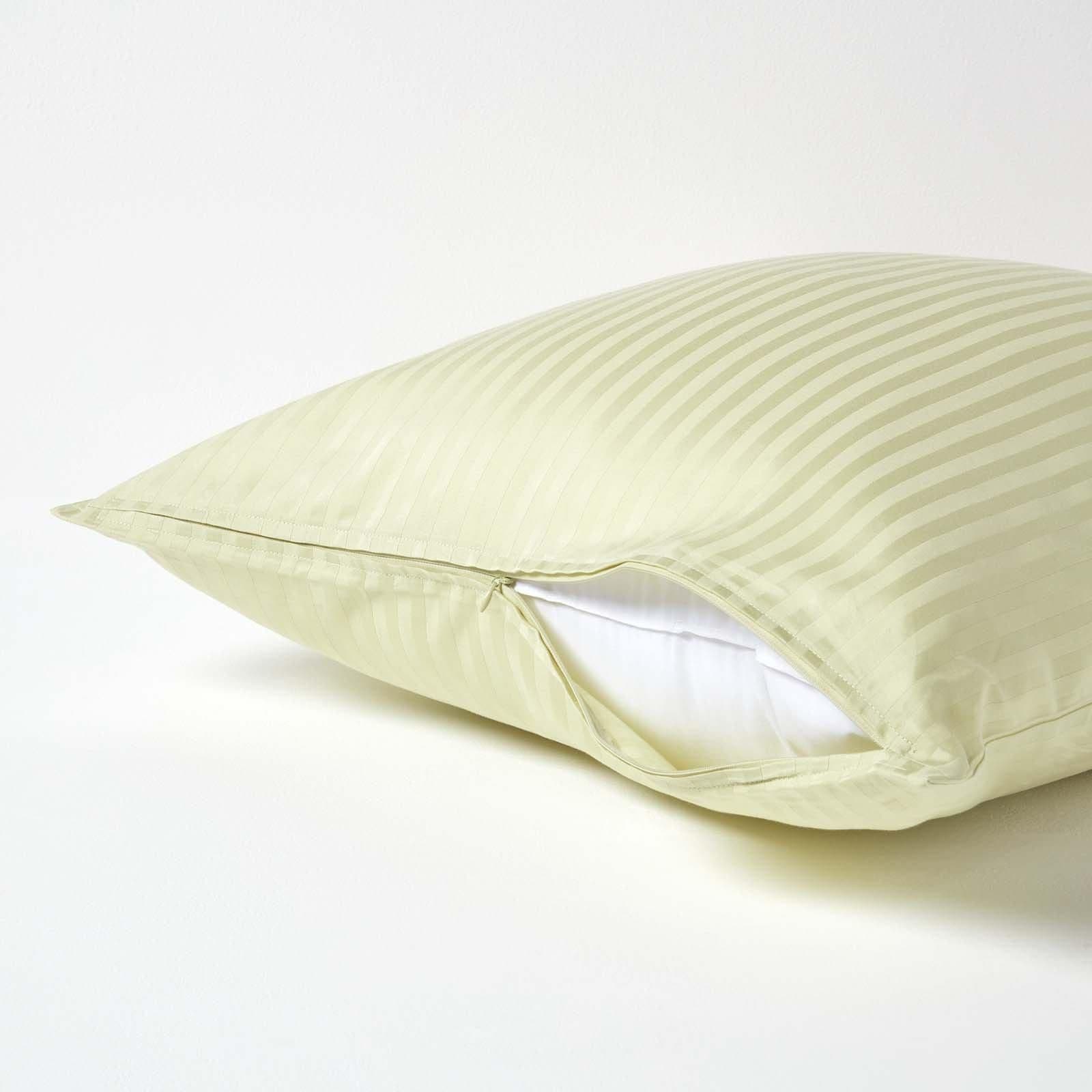 Homescapes Continental Pillowcase Egyptian Cotton 330 TC, 60 x 60 cm image 3