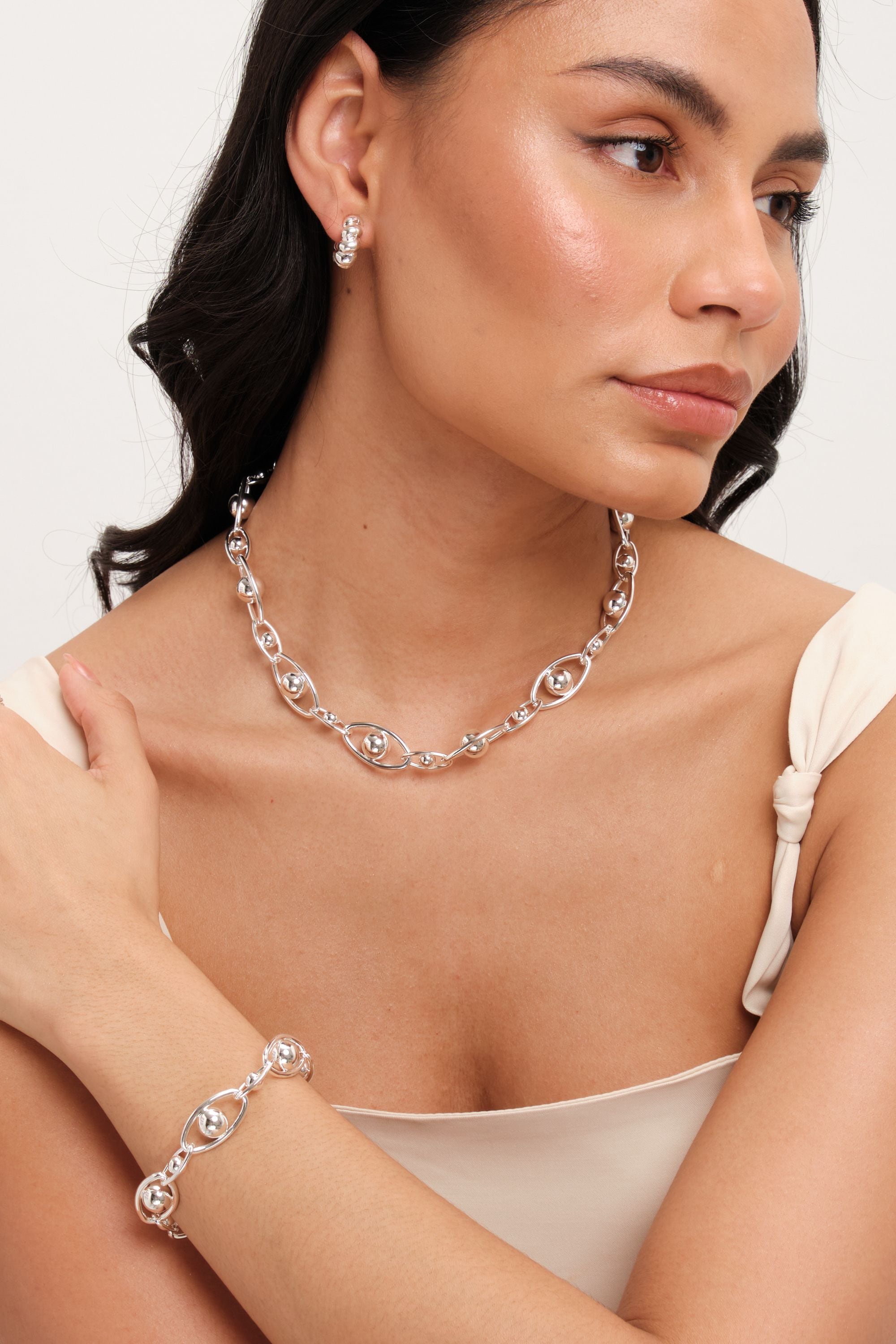 Jon Richard Silver Plated Polished Orb Chain Necklace image 3