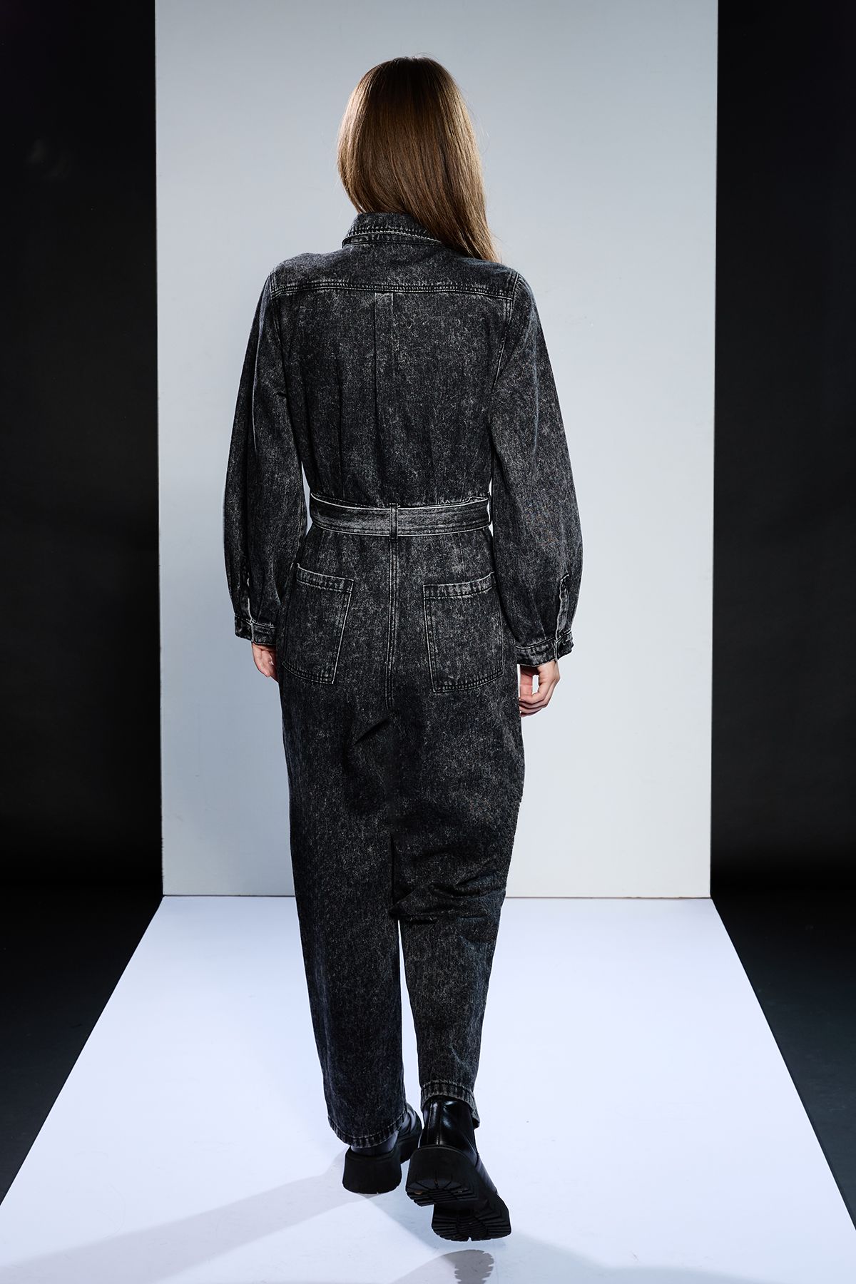 RUNWAY 1.8.1.8 Runway 1.8.1.8 Garment Wash Jumpsuit Charcoal image 3