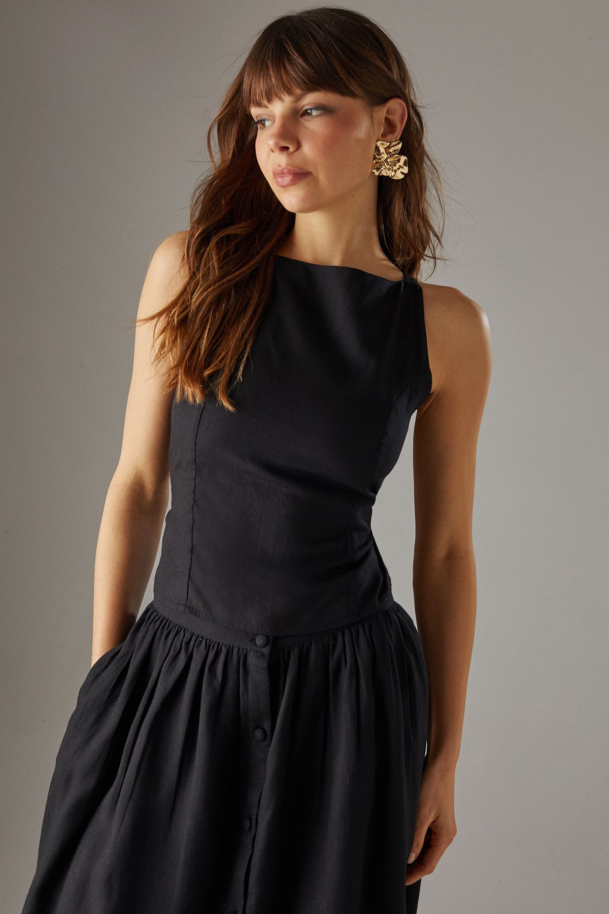 Warehouse Premium Linen Blend Racer Cross Back Crop Top Black