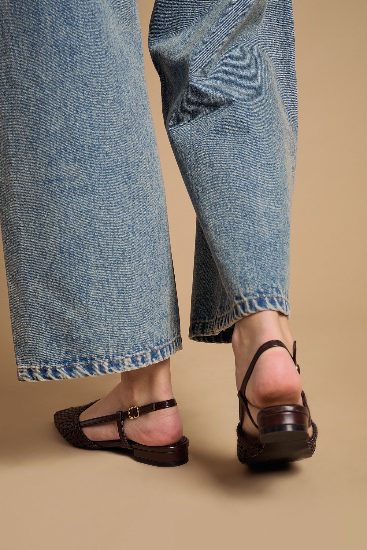 Oasis Brandie Faux Leather Woven Slingback Pointed Flat Shoes Chocolate image 3