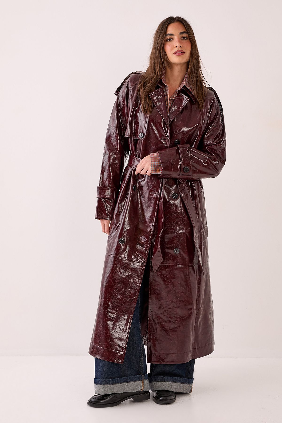 NastyGal Premium Vinyl High Shine Faux Leather Trench Coat Burgundy image 2