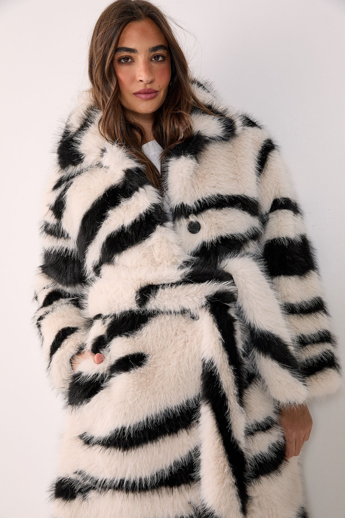 NastyGal Zebra Print Faux Fur Collared Longline Coat Mono image 2