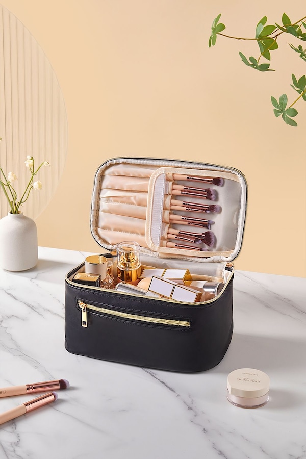 SHEONLY Toiletry Bag Travel Bag Water-resistant Makeup Cosmetic Bag Travel Organizer for Accessories, Shampoo, Full-size Container, Toiletries For Home Dormitory