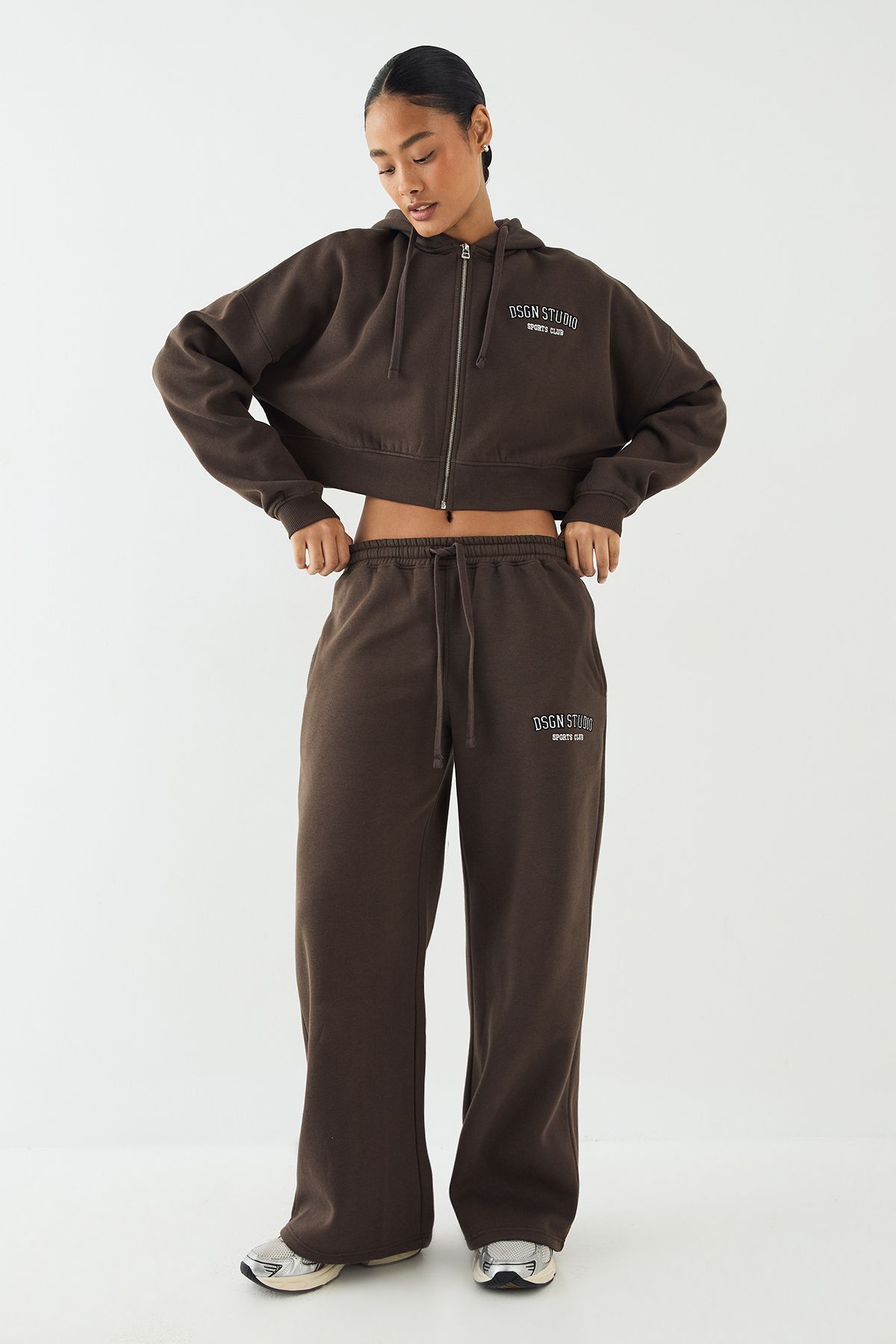 DSGN Studio DSGN Studio Applique 3 Piece Tracksuit Espresso image 3