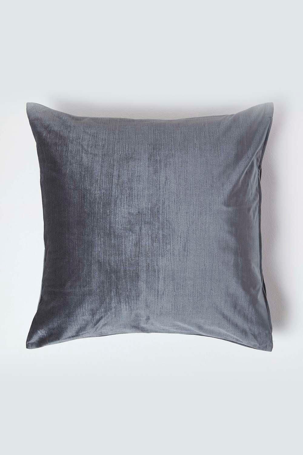 Homescapes Luxury Velvet Cushion Cover image 1