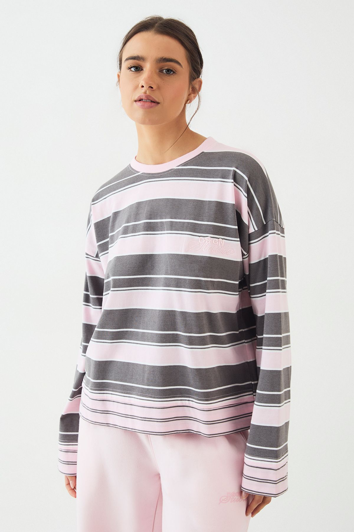 DSGN Studio DSGN Studio Stripe Long Sleeve T-Shirt Light Pink image 3