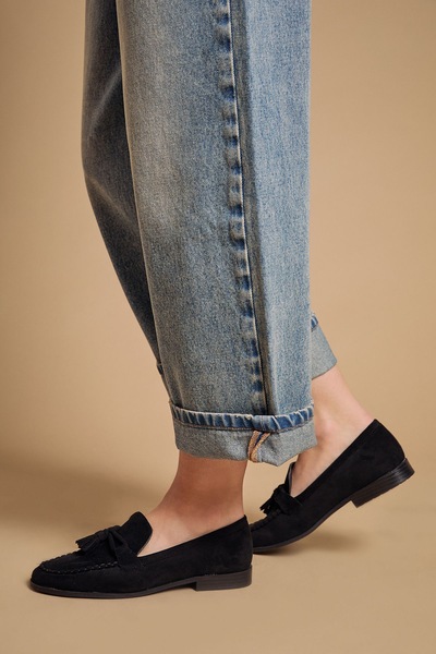 Oasis Toni Faux Suede Tassel Loafers Natural Black