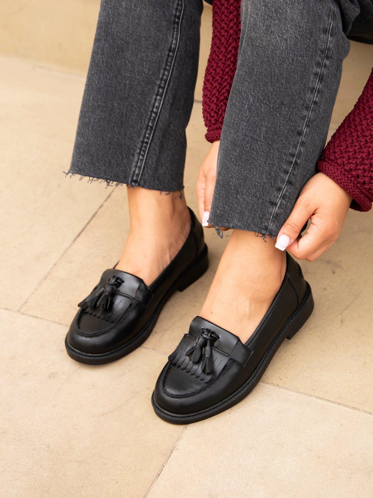 Linzi Kassidy Wide Fit Black Faux Loafer image 2