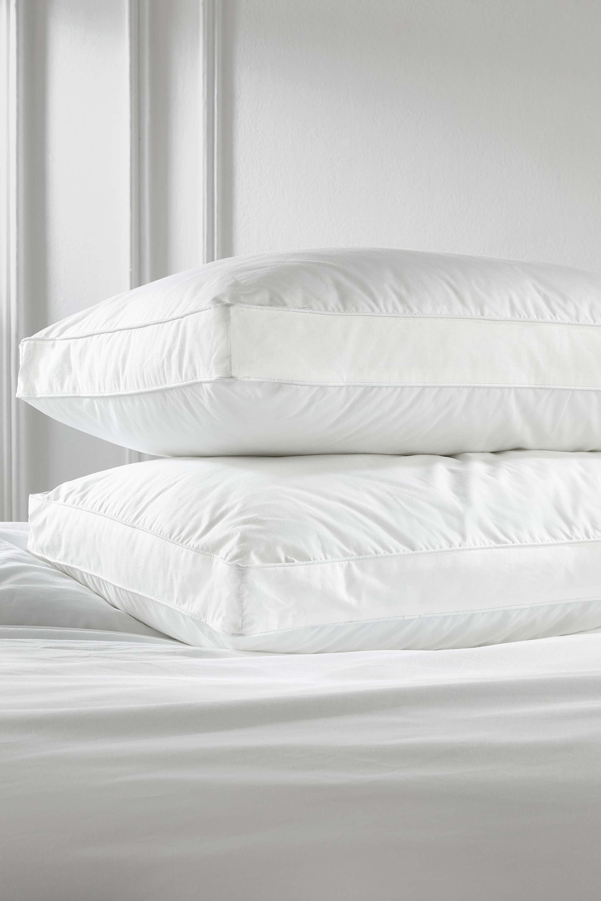 Snuggledown 2 Pack Hotel Luxurious Back Sleeper Medium Support Pillow image 1