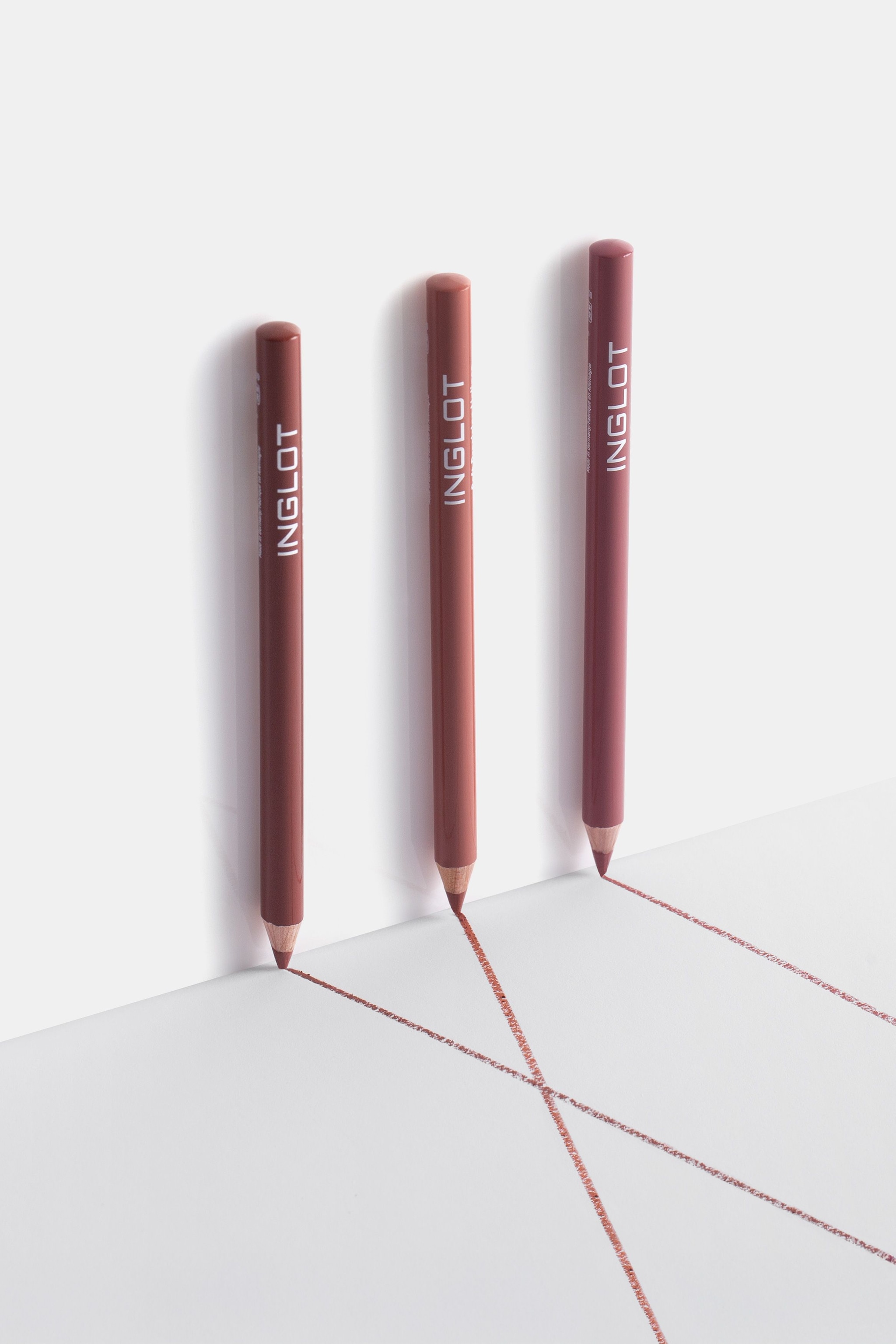 INGLOT Soft Precision Lipliner image 4