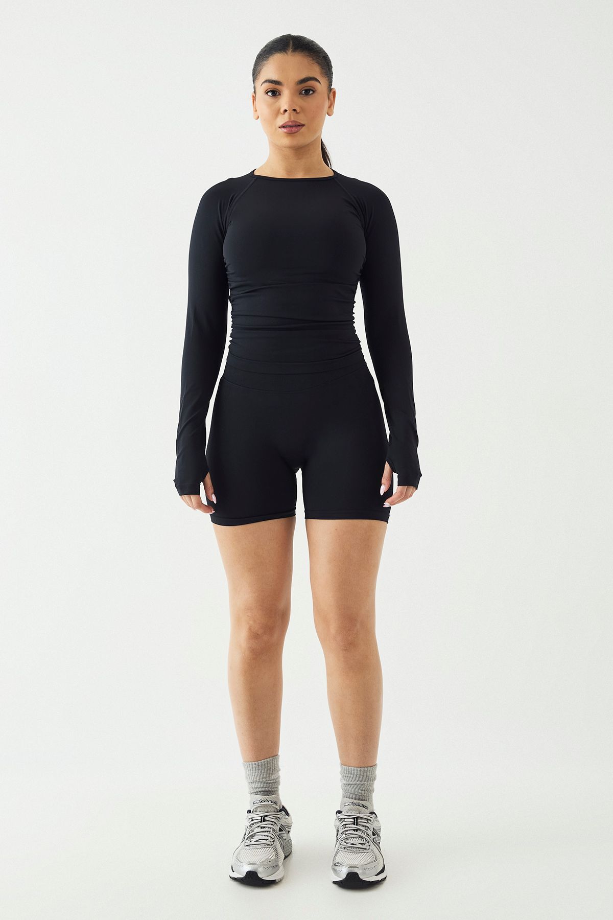 DSGN Studio DSGN Studio Sport Ultra Contour Seamless Ruched Long Sleeve Top Black image 5
