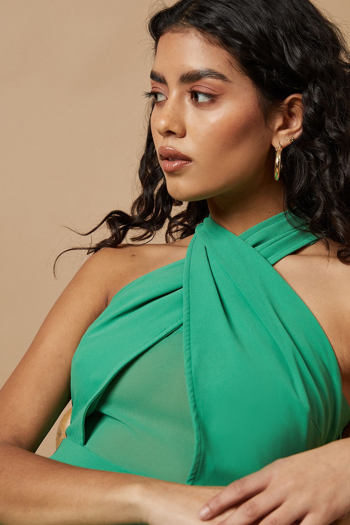 Oasis Petite Halter Neck Cutout Tiered Maxi Dress Green image 4