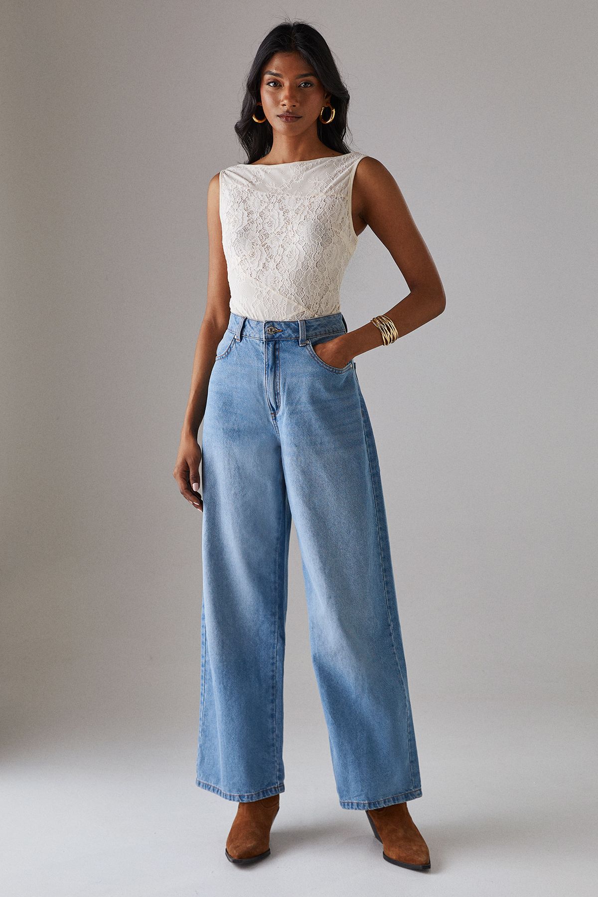 Warehouse Lace Panelled Sleeveless Bodysuit Cream image 4