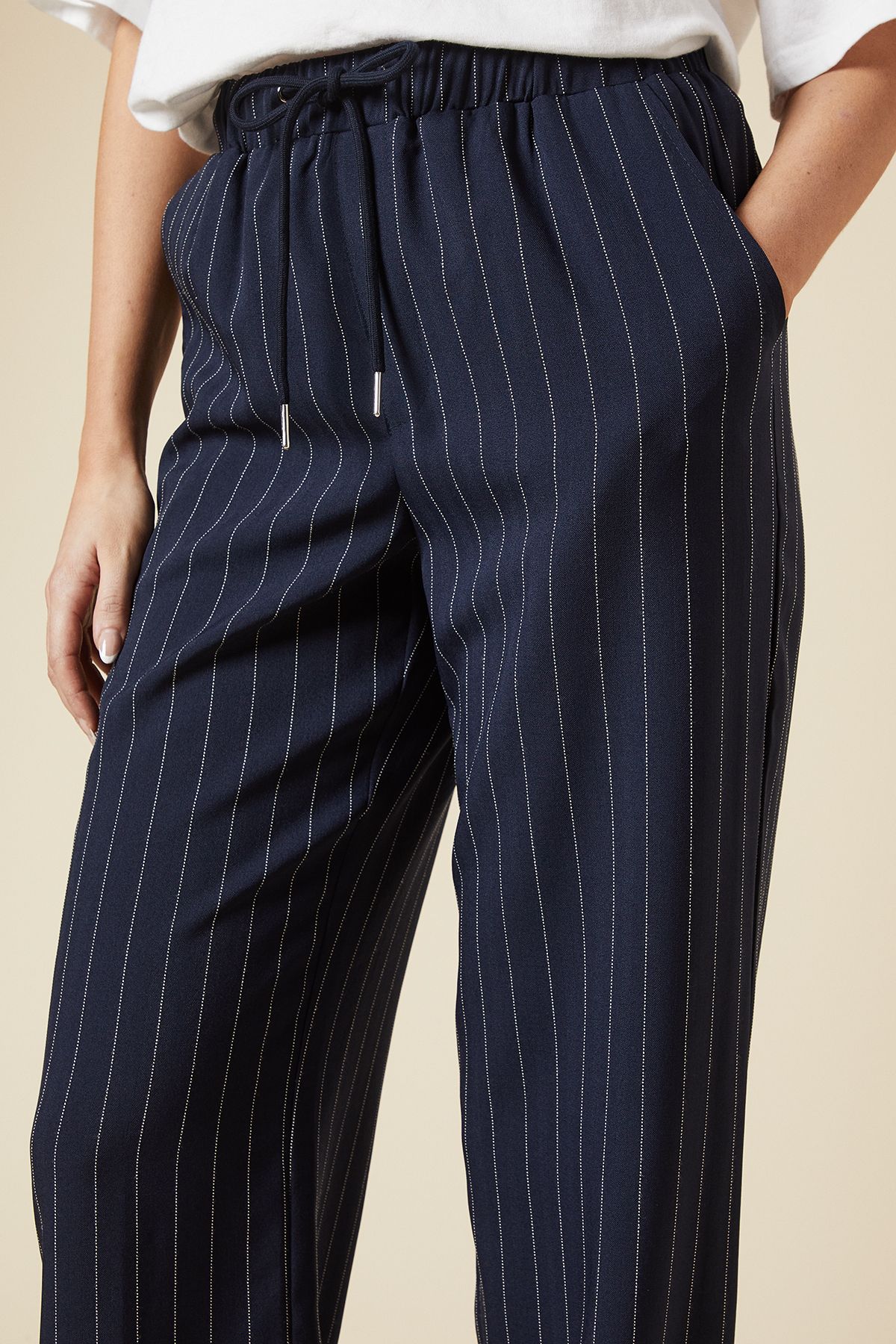 Dorothy Perkins Elasticated Waist Wide Leg Stripe Trouser Navy image 4